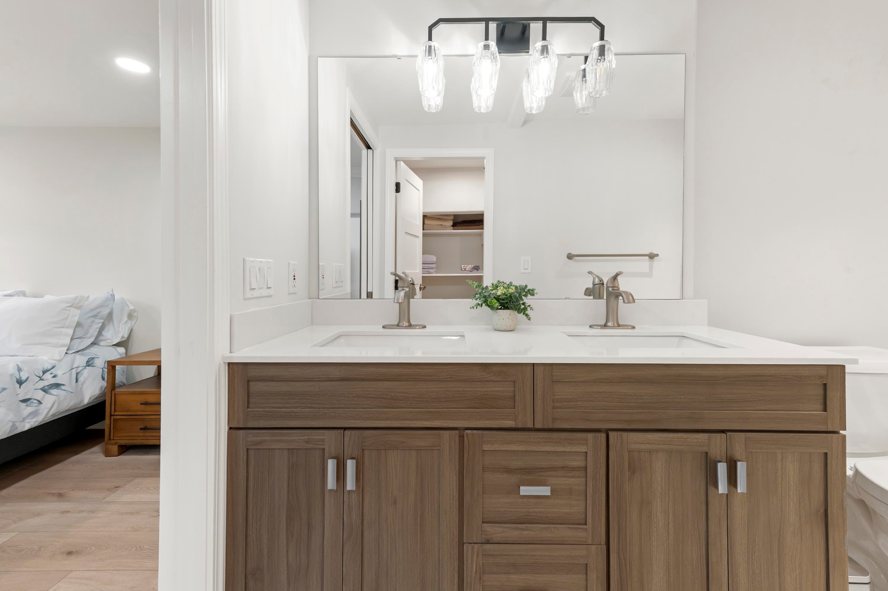 14357 Sunset Drive, White Rock, BC