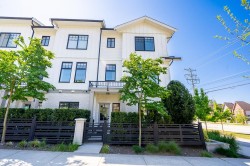 19-16467 23a Avenue Surrey, BC V3Z 1E9