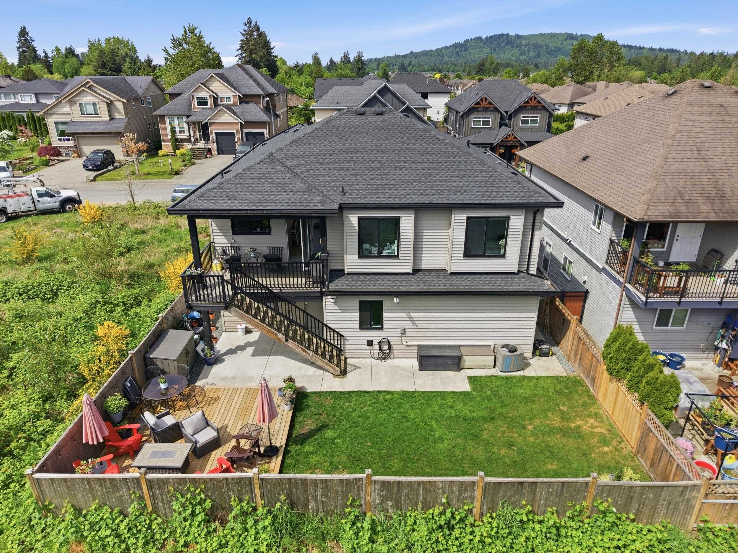 8586 Tupper Boulevard, Mission, BC