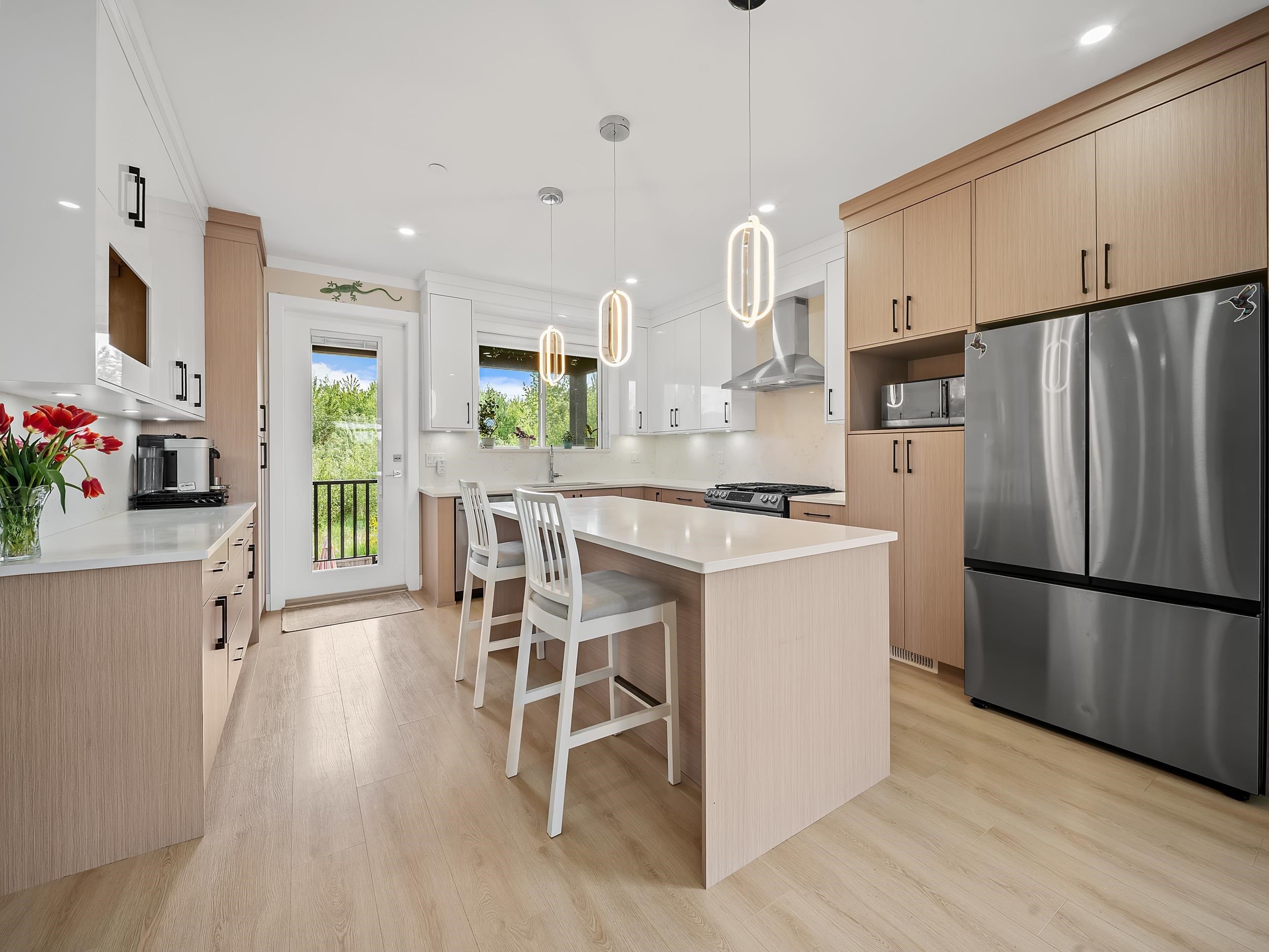 8586 Tupper Boulevard, Mission, BC