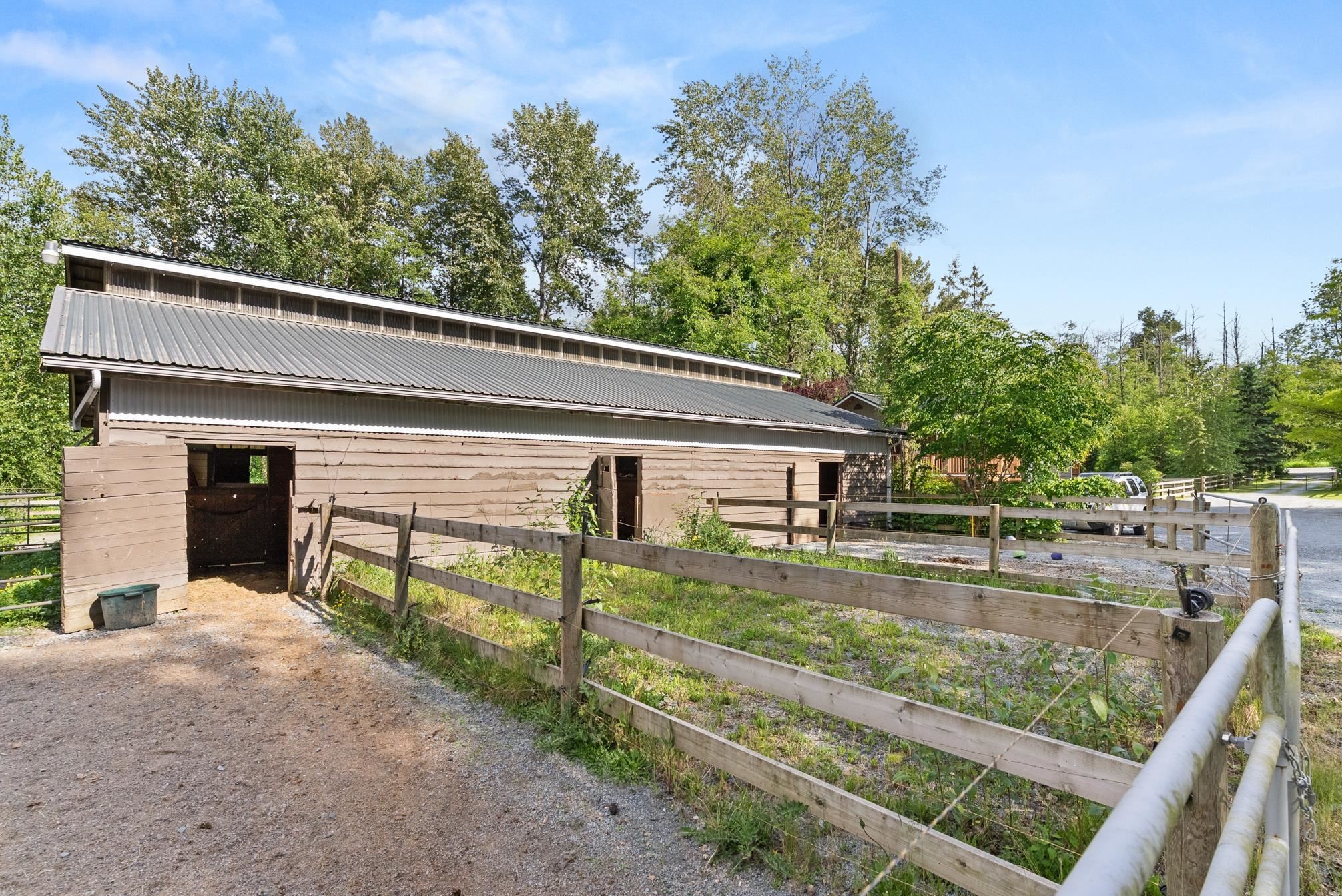 21415 0 Avenue, Langley, BC - Outdoor