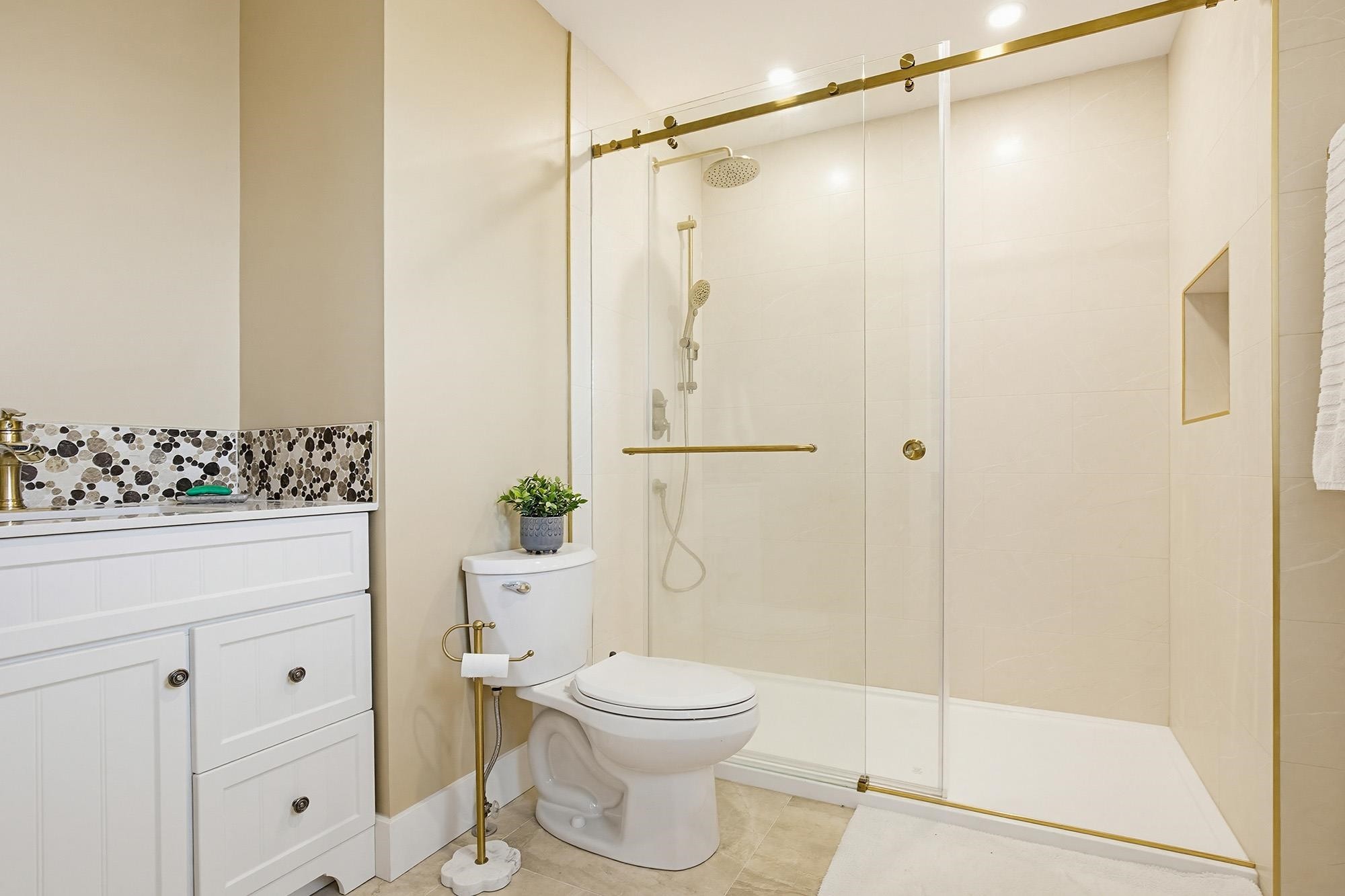 34246 Jasper Avenue, Mission, BC