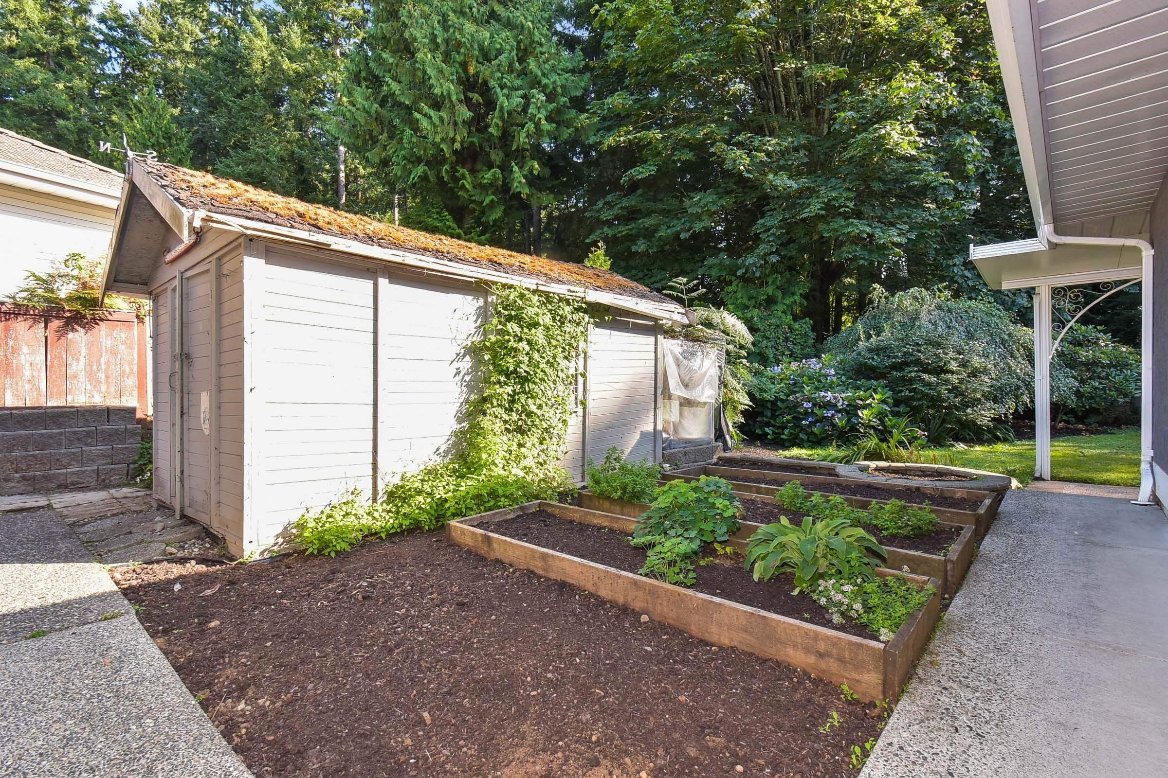 13056 22A Avenue, Surrey, BC - Outdoor
