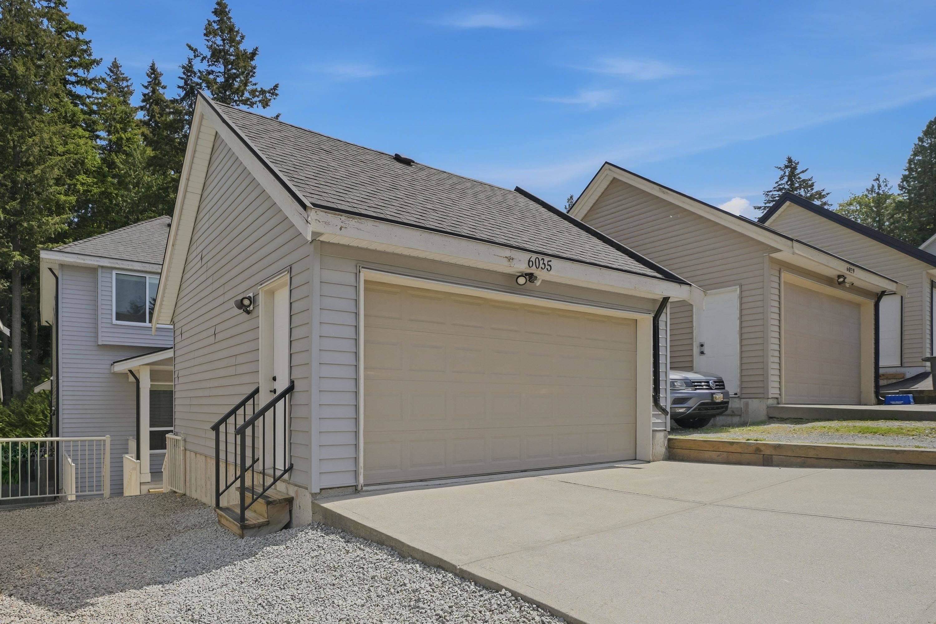 6035 138A Street, Surrey, BC