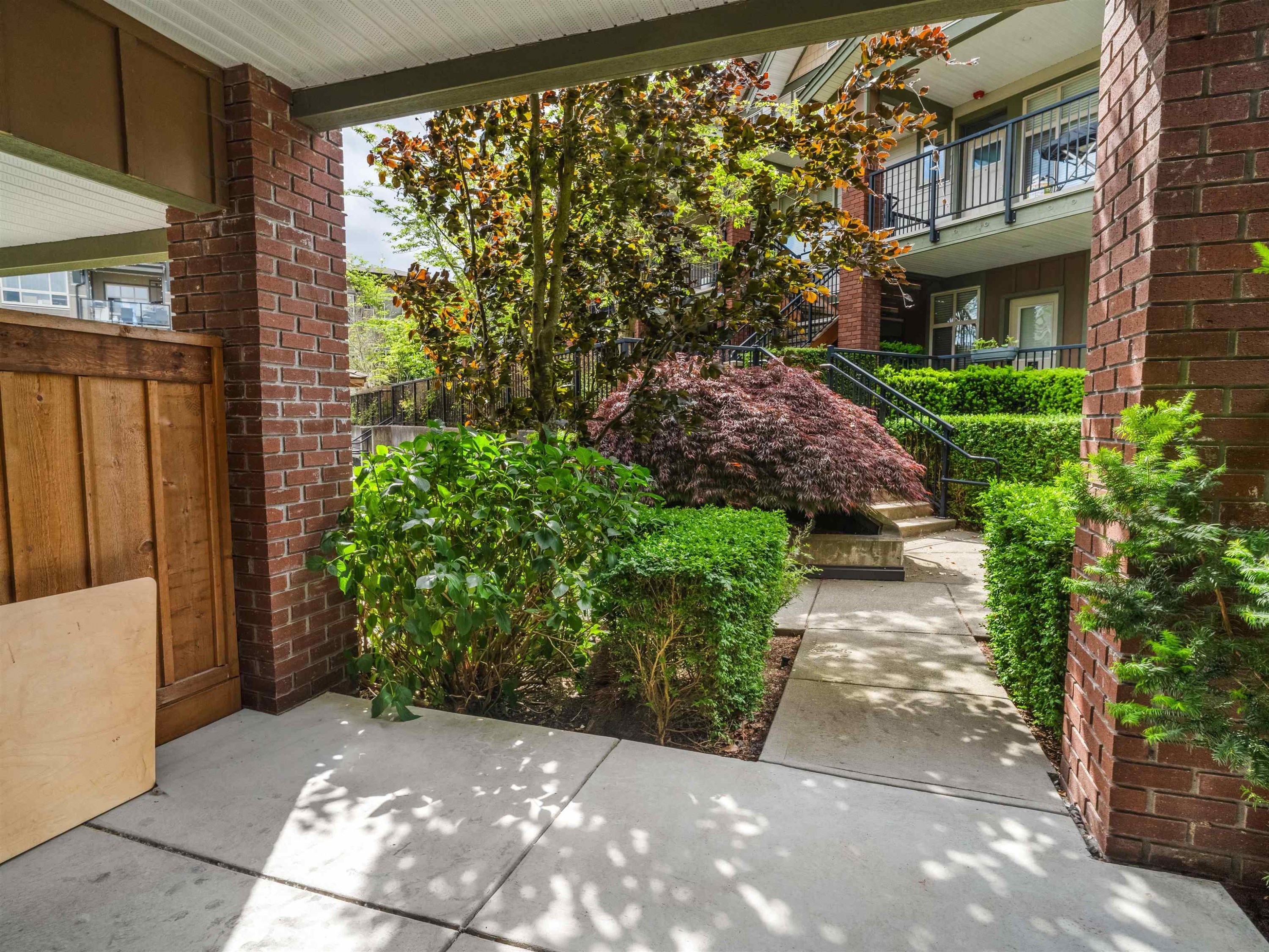 106-6655 192 Street, Surrey, BC