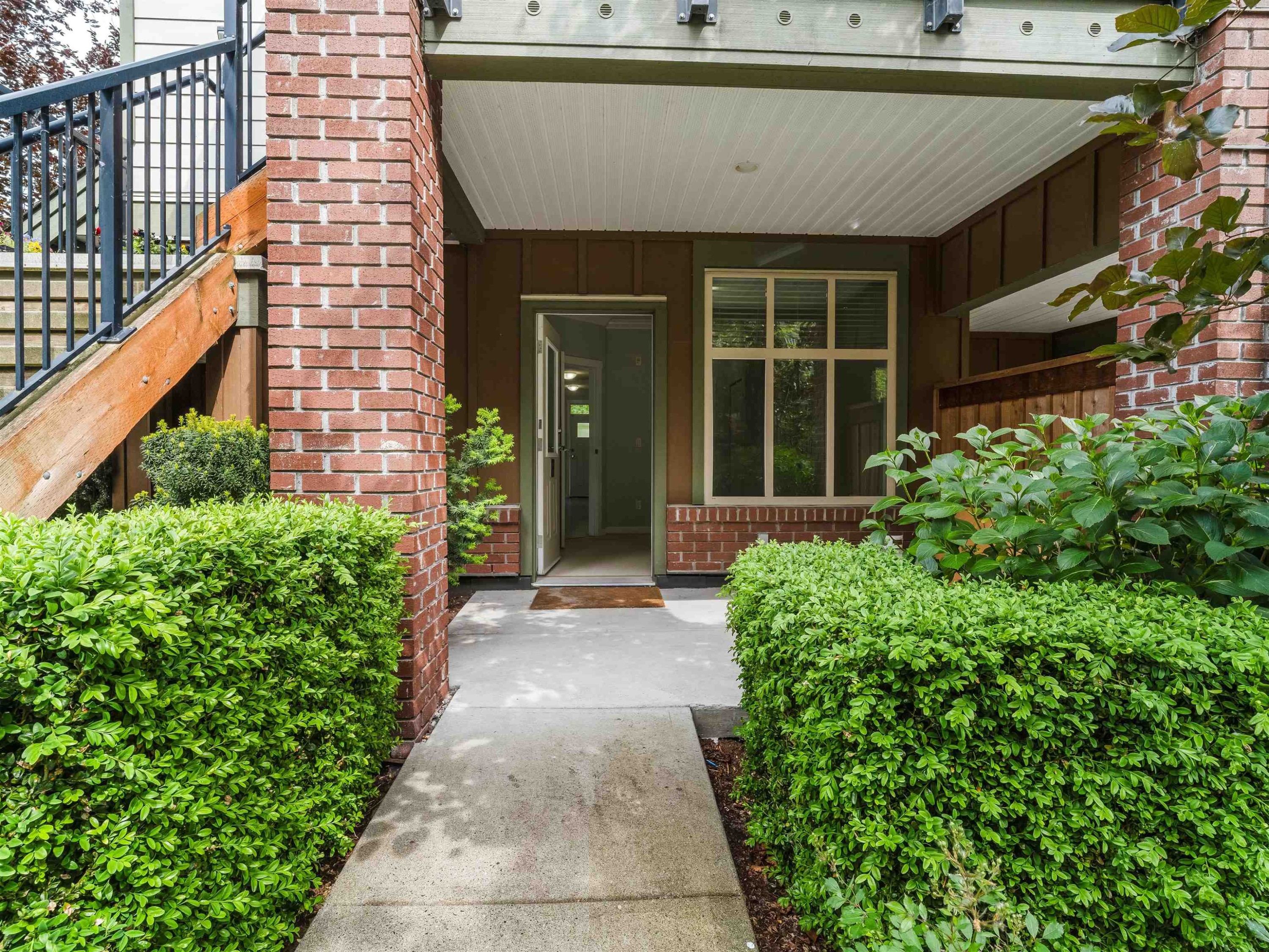 106-6655 192 Street, Surrey, BC