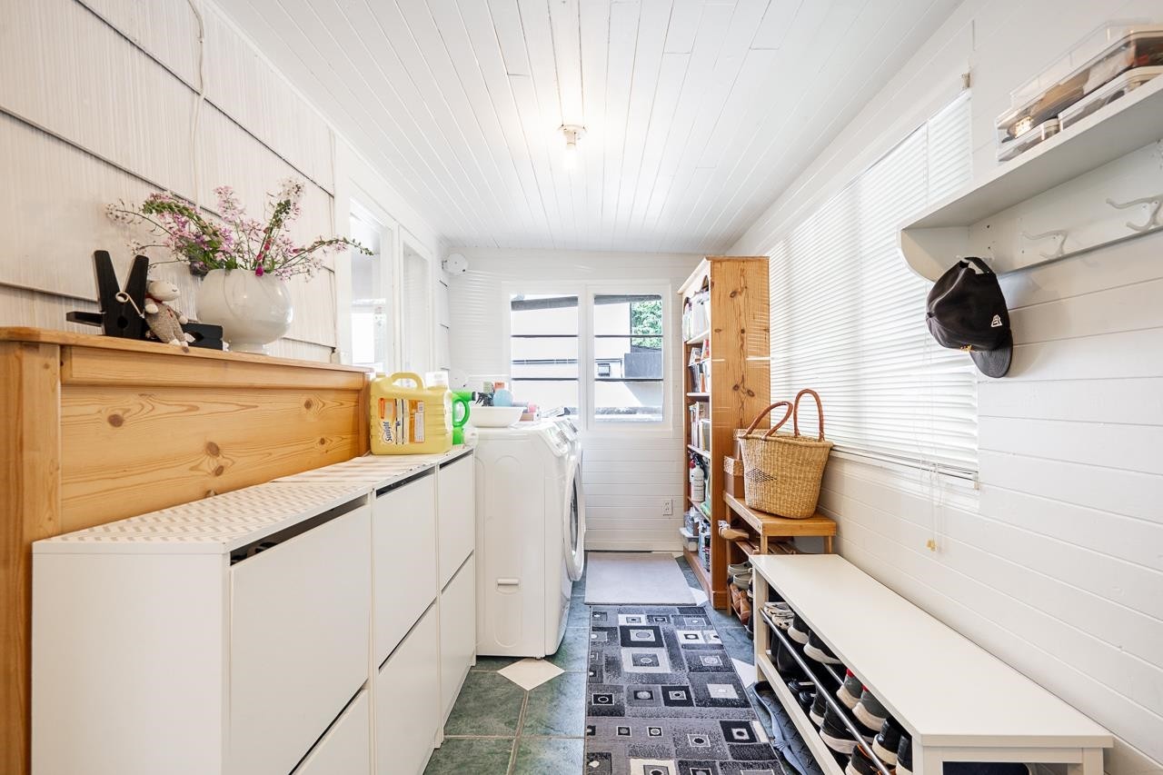10482 125A Street, Surrey, BC - Indoor