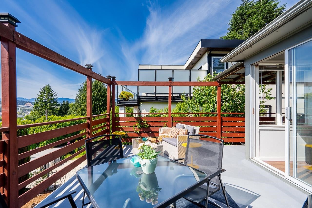 10482 125A Street, Surrey, BC - Outdoor With Exterior