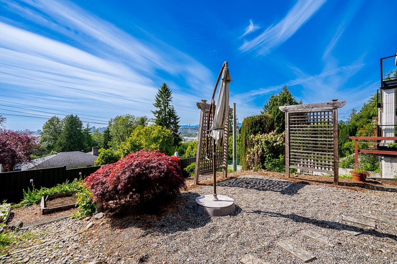 10482 125A Street, Surrey, BC - Outdoor