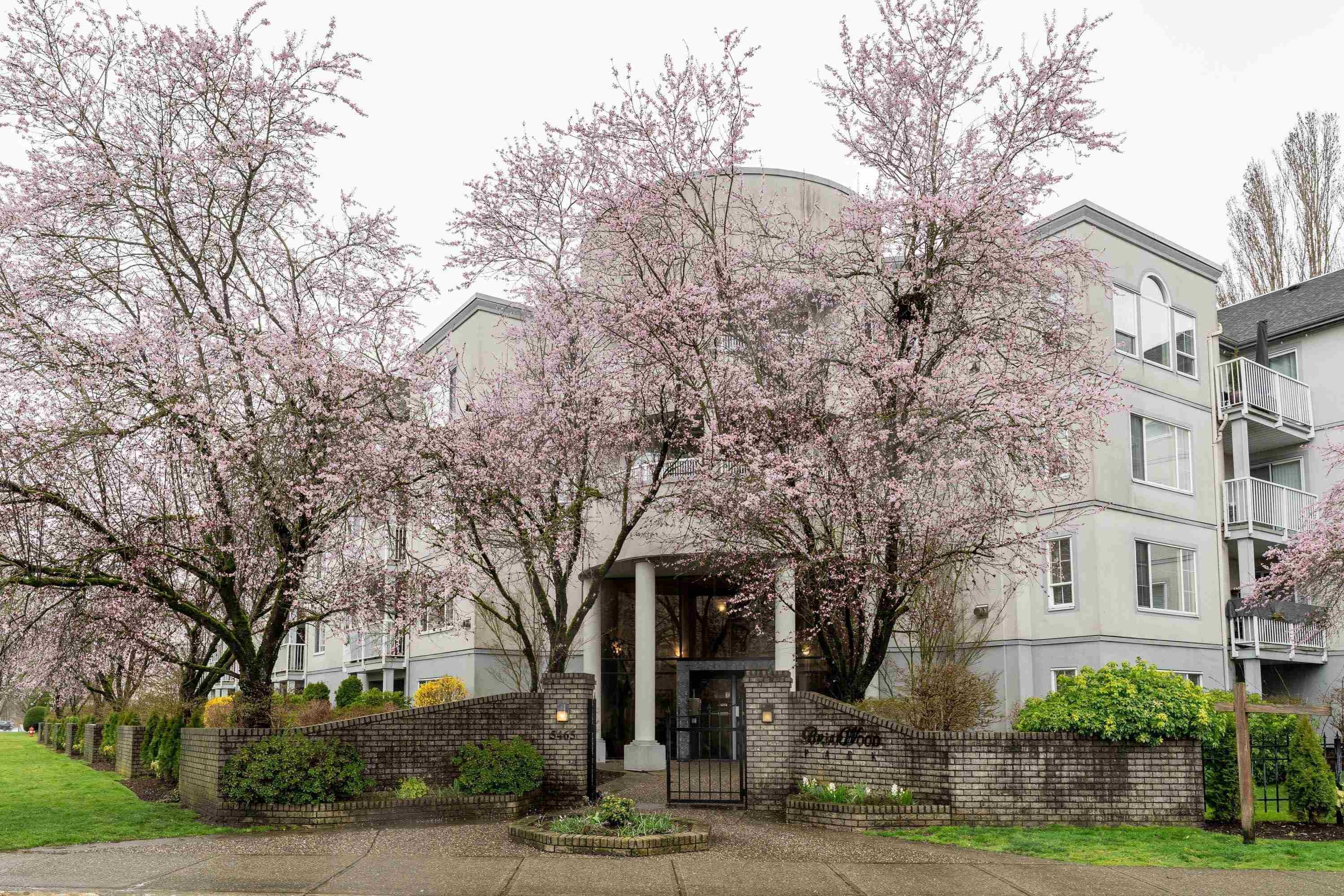 312-5465 201 Street, Langley, BC