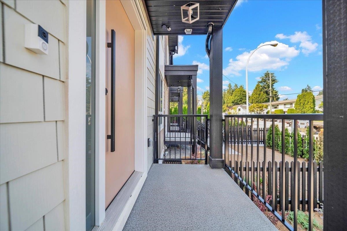 102-10039 128 Street, Surrey, BC - Outdoor With Exterior