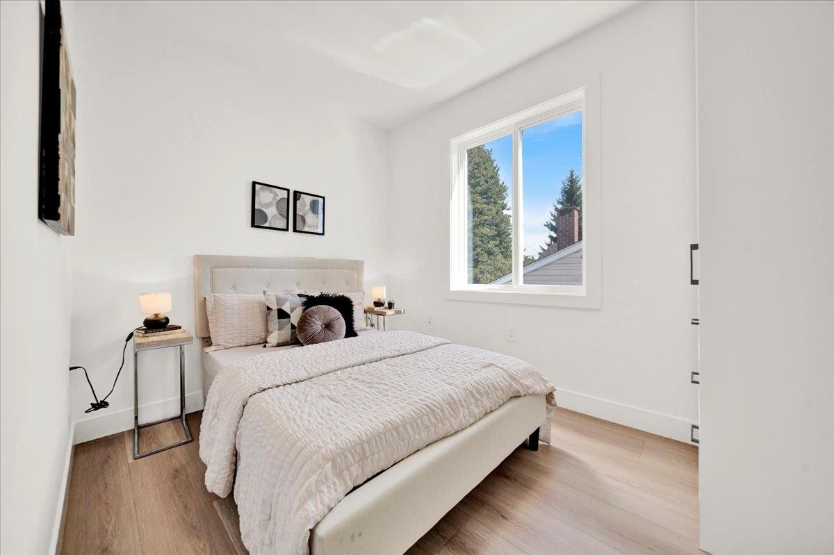 101-10039 128 Street, Surrey, BC - Indoor Photo Showing Bedroom