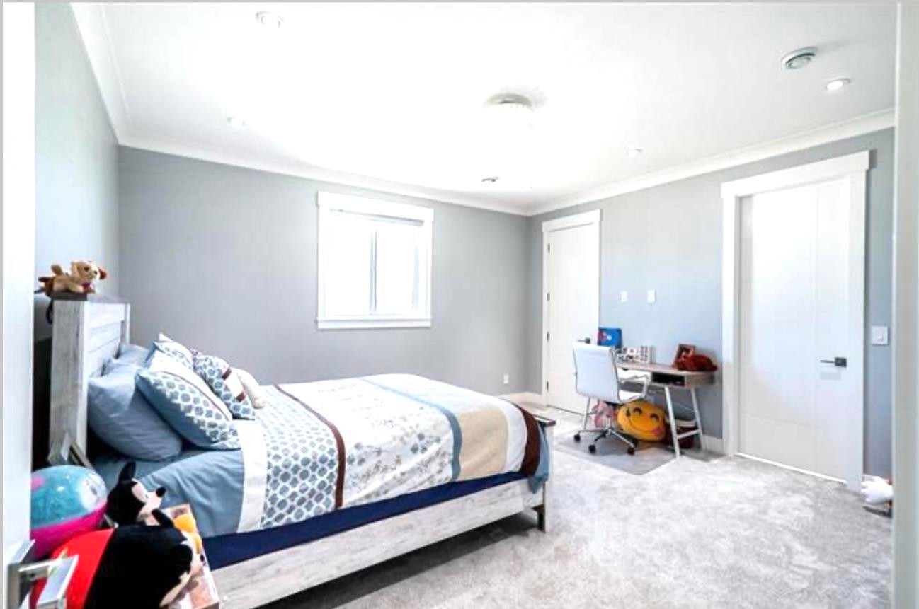 17012 57 Avenue, Surrey, BC