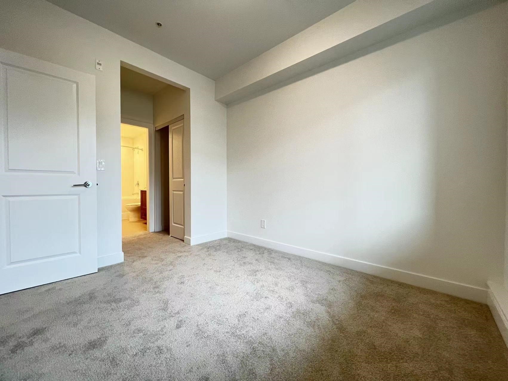 B206-20487 65 Avenue, Langley, BC