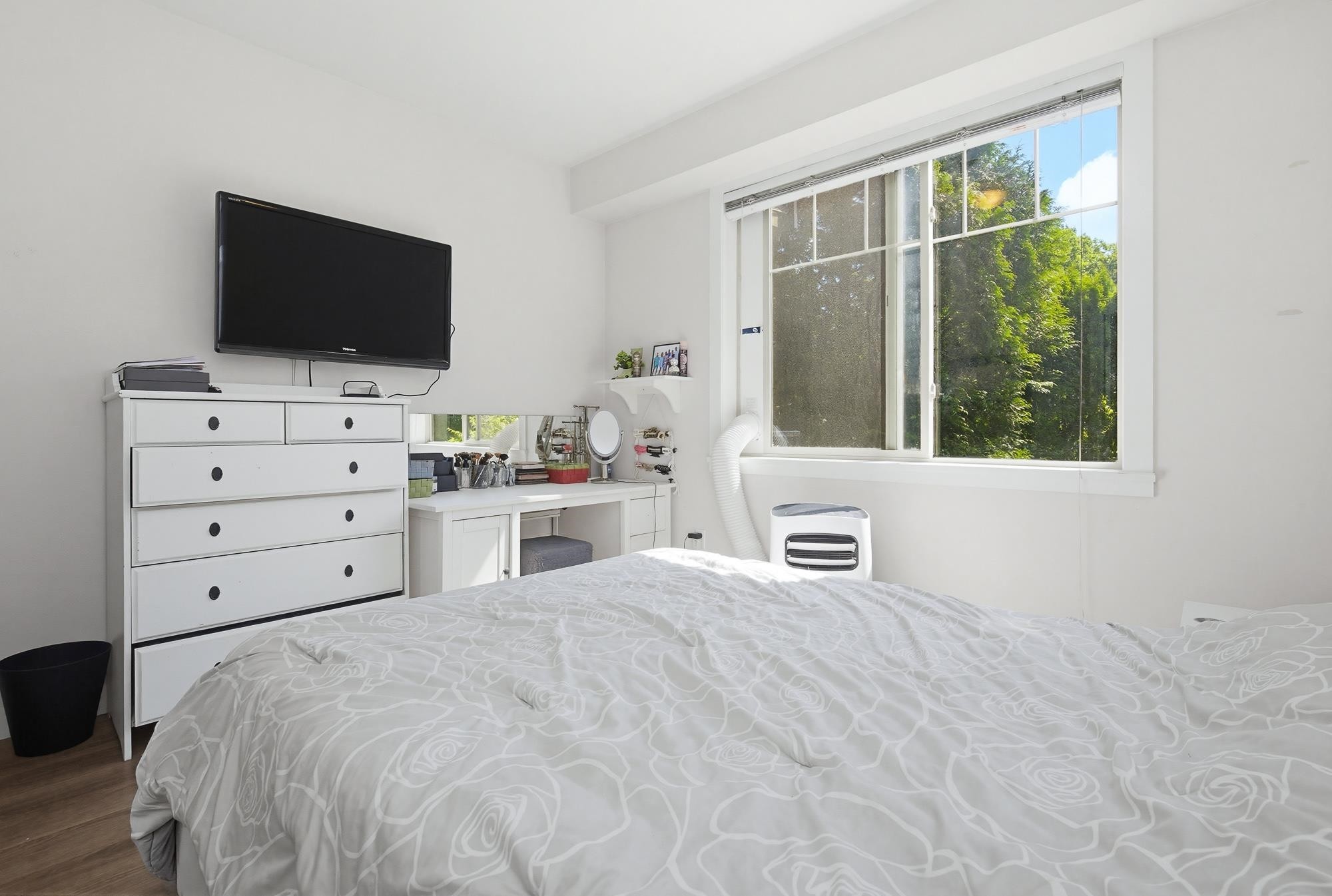 204-33898 Pine Street, Abbotsford, BC