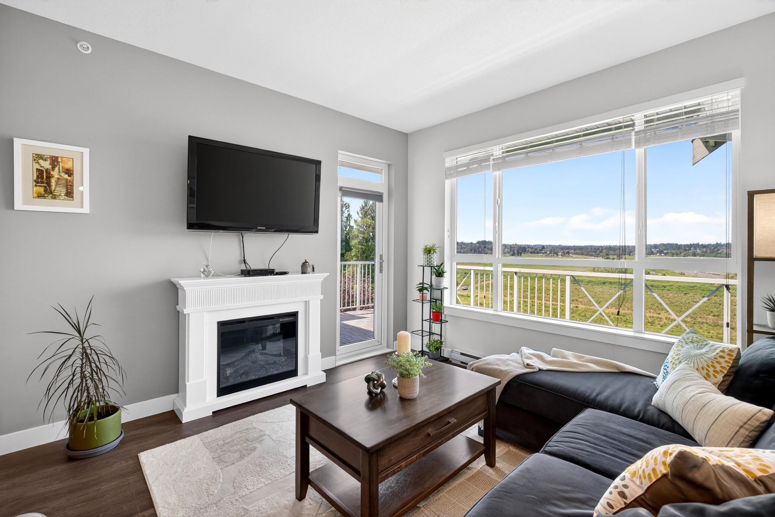 406-16380 64 Avenue, Surrey, BC