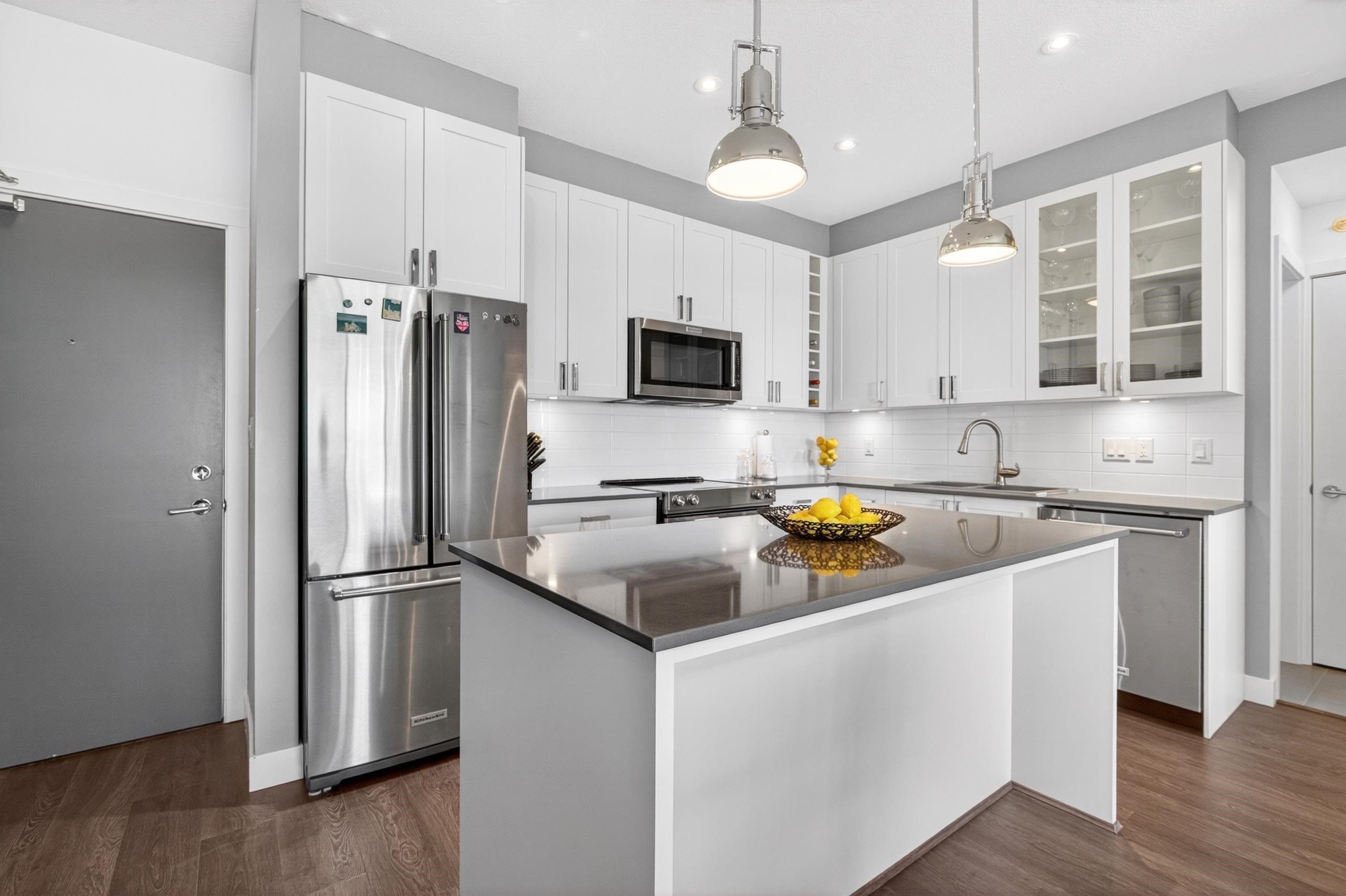 406-16380 64 Avenue, Surrey, BC
