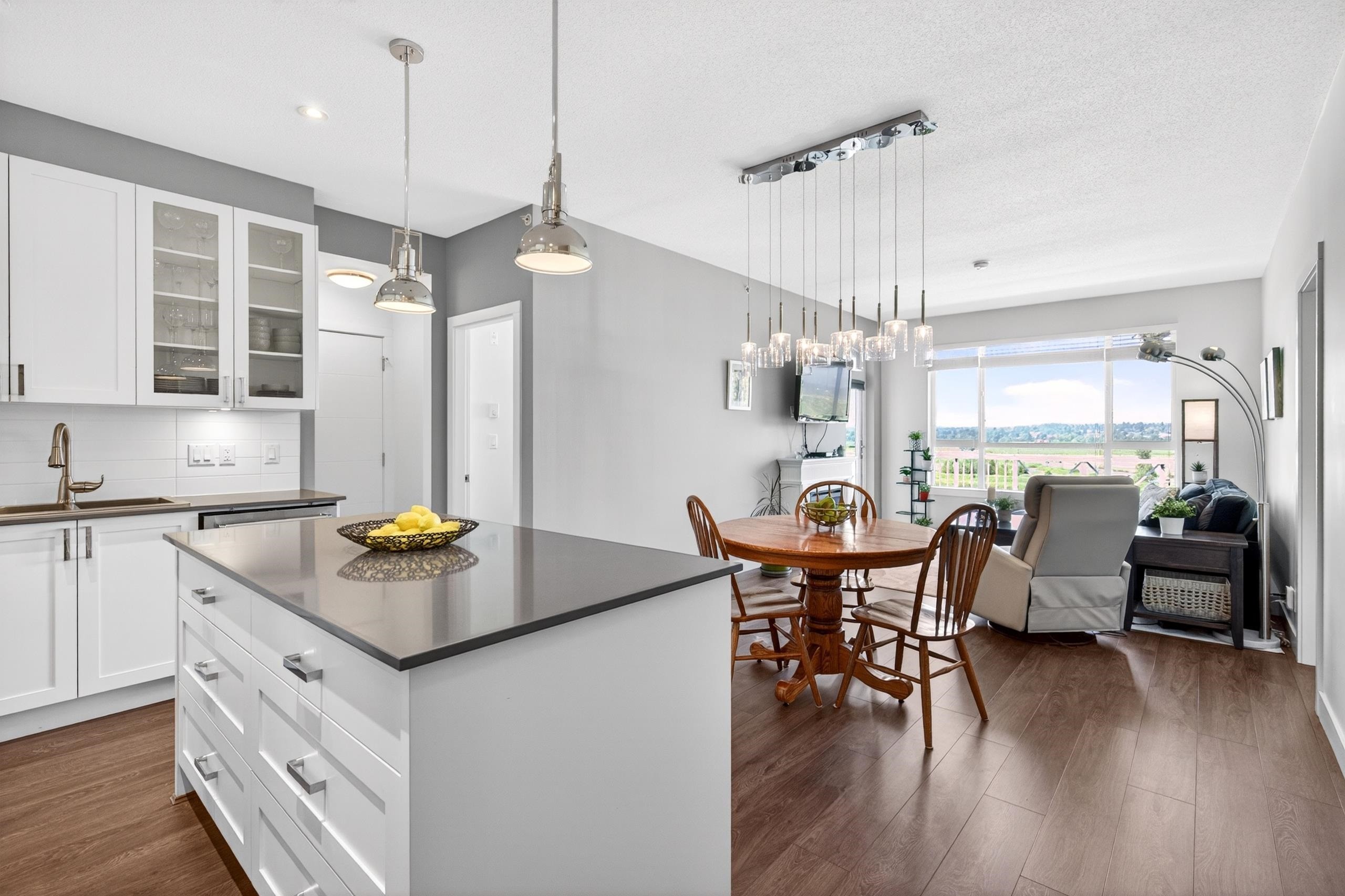 406-16380 64 Avenue, Surrey, BC