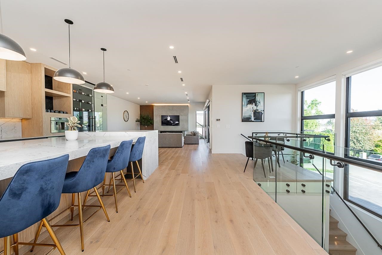 15911 Cliff Avenue, White Rock, BC