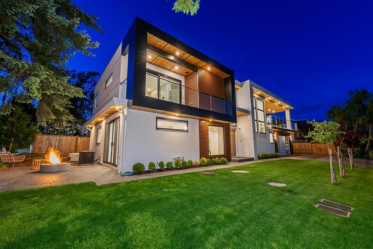 15911 Cliff Avenue, White Rock, BC