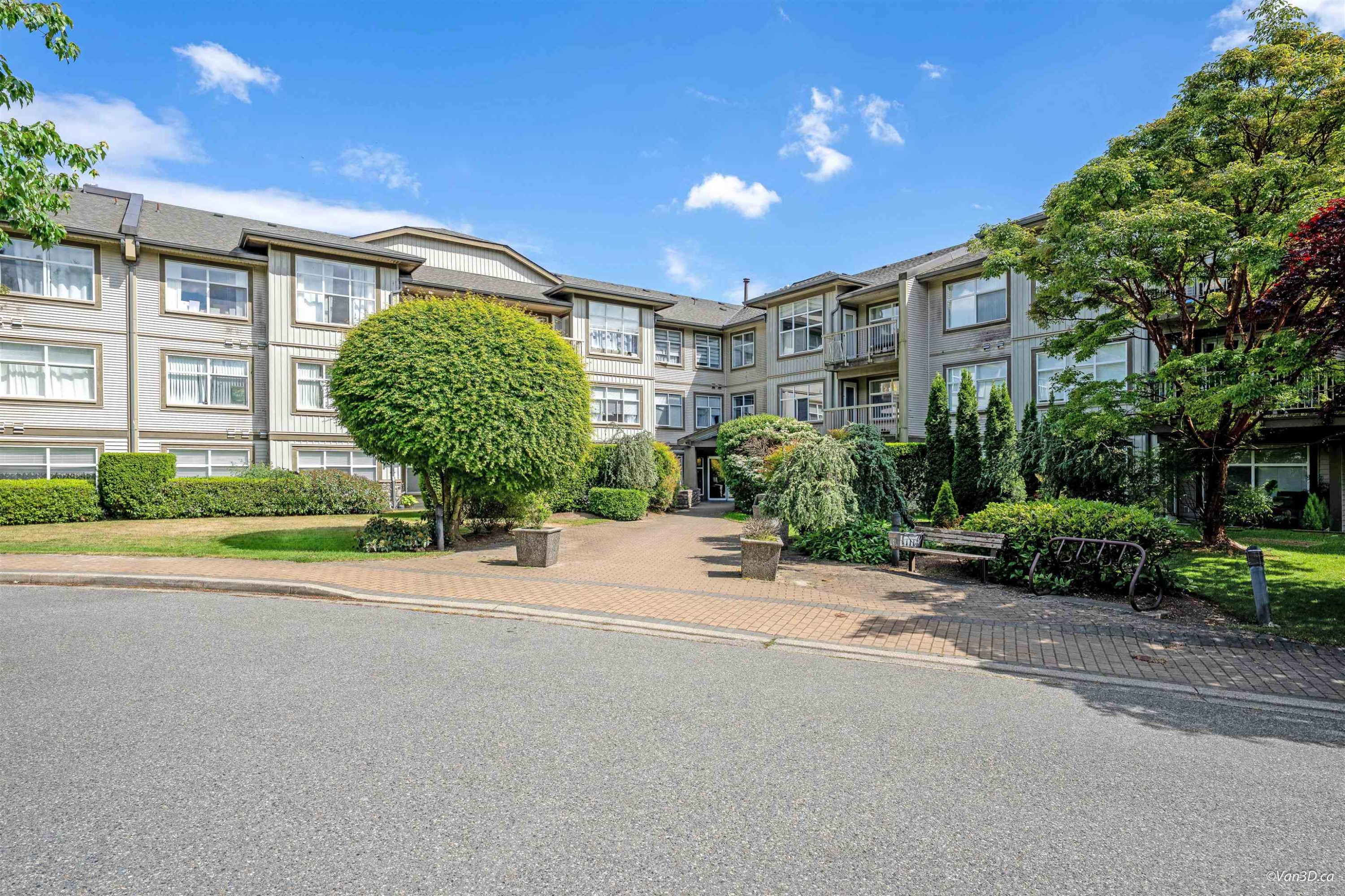 116-14885 105 Avenue, Surrey, BC
