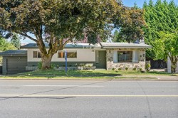 2120 Ware Street Abbotsford, BC V2S 3C2