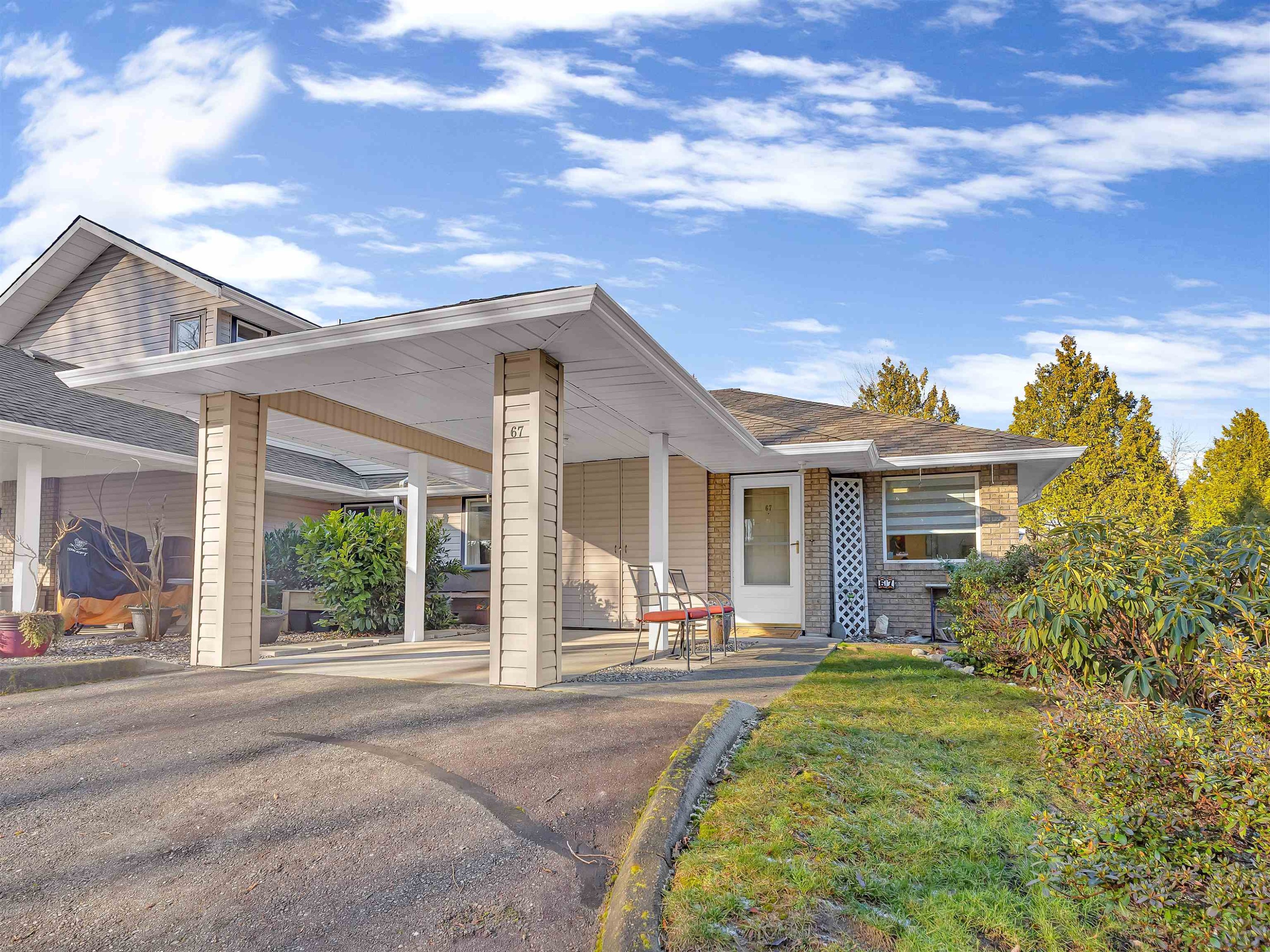 67-15020 66A Avenue, Surrey, BC - Outdoor