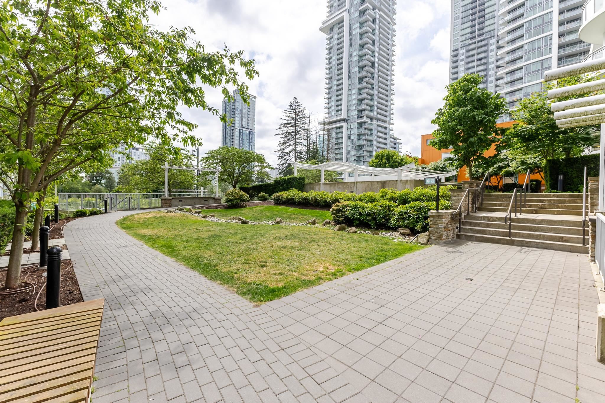 509-13318 104 Avenue, Surrey, BC