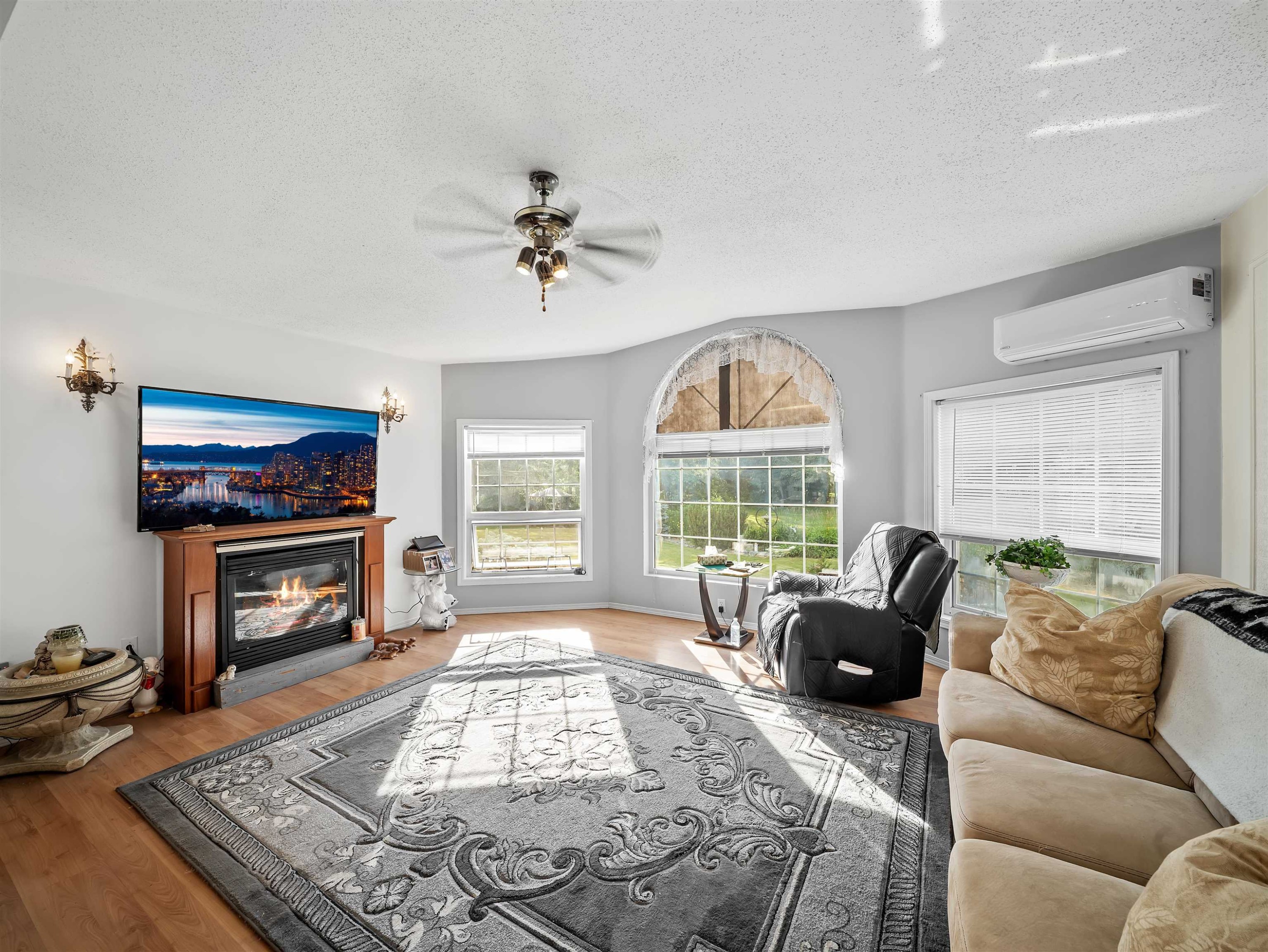 1642 232 Street, Langley, BC