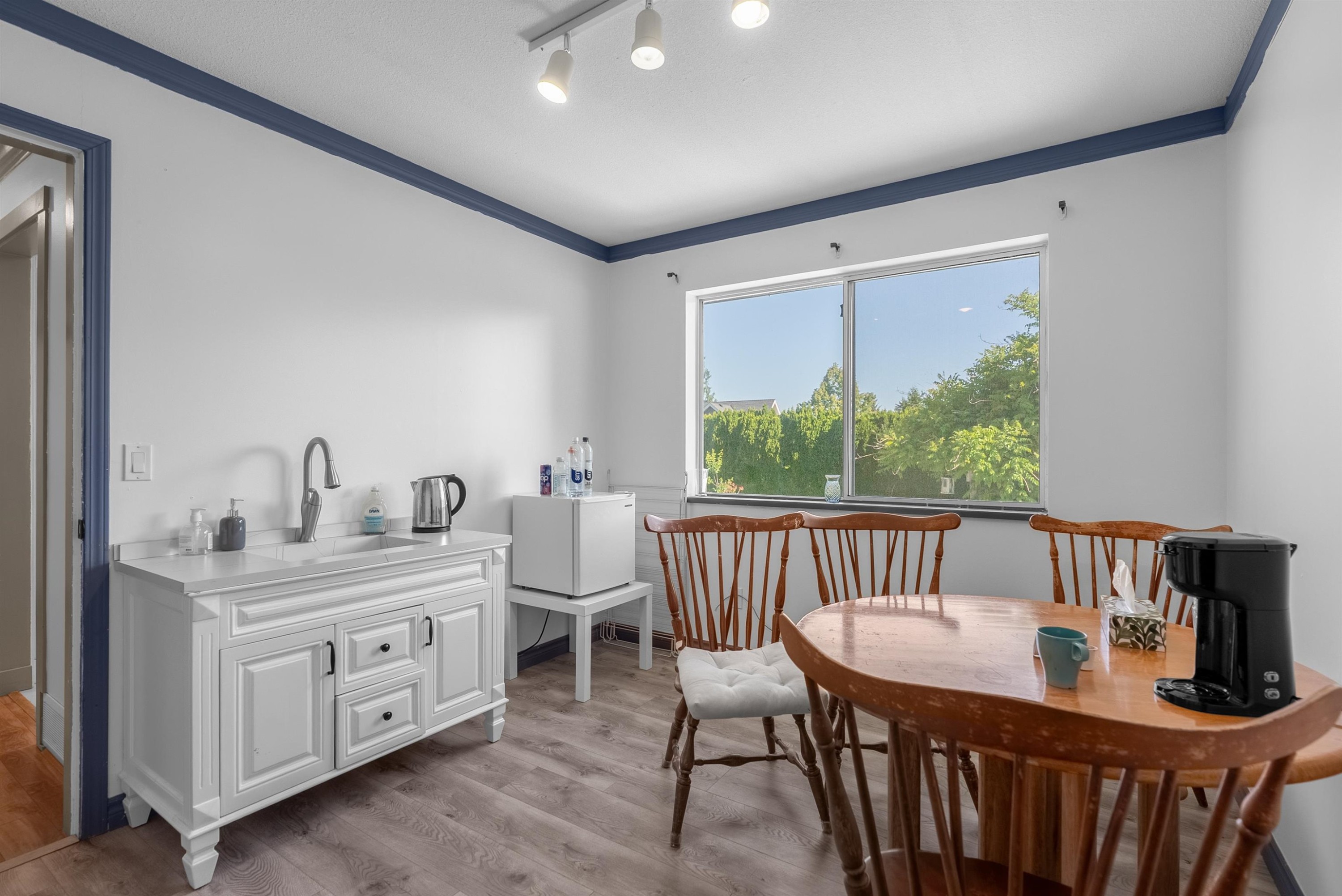 22019 Old Yale Road, Langley, BC - Indoor Photo Showing Dining Room