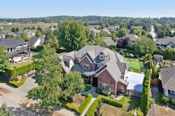 16418 36a Avenue Surrey, BC V3Z 0M1