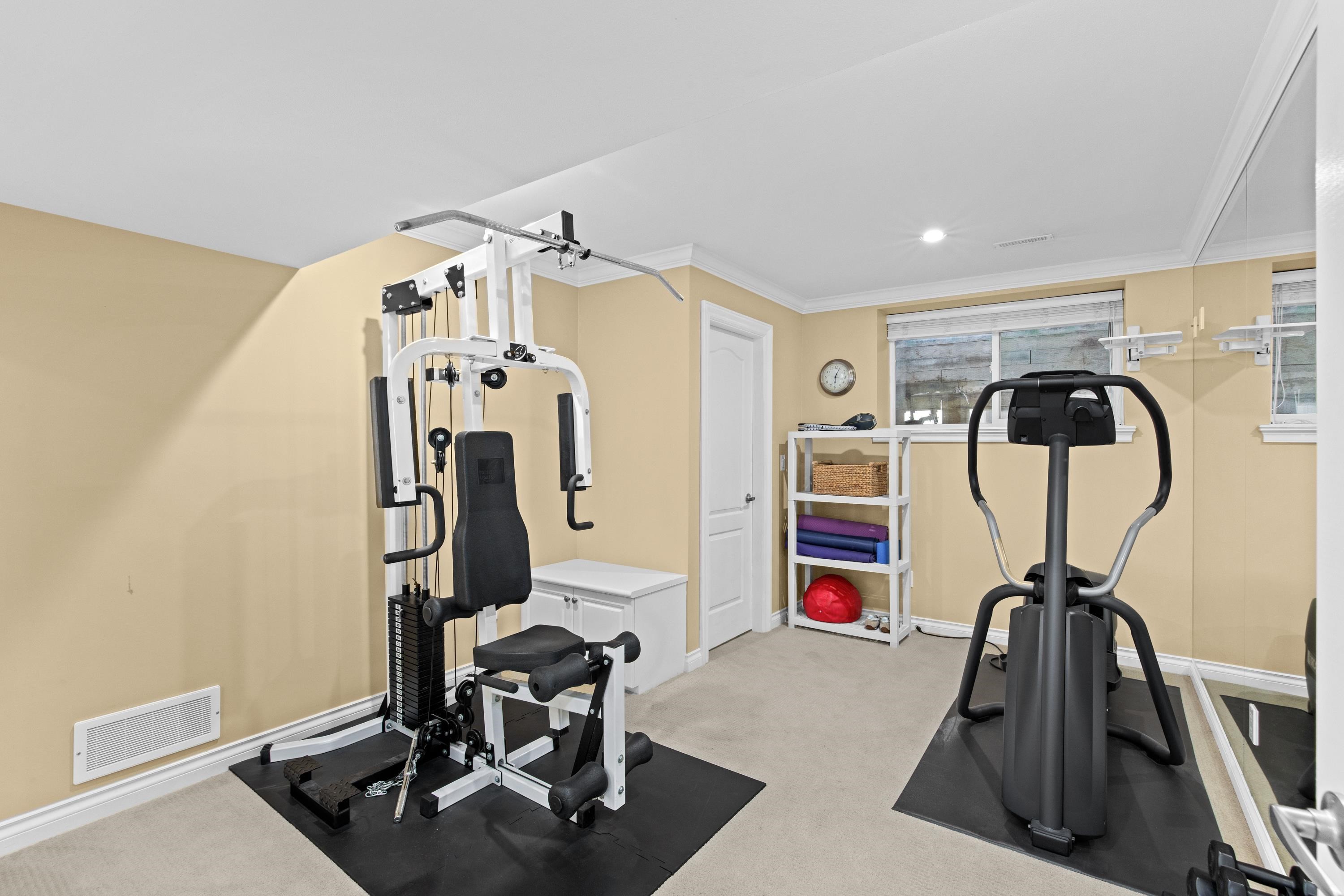 3733 Devonshire Drive, Surrey, BC