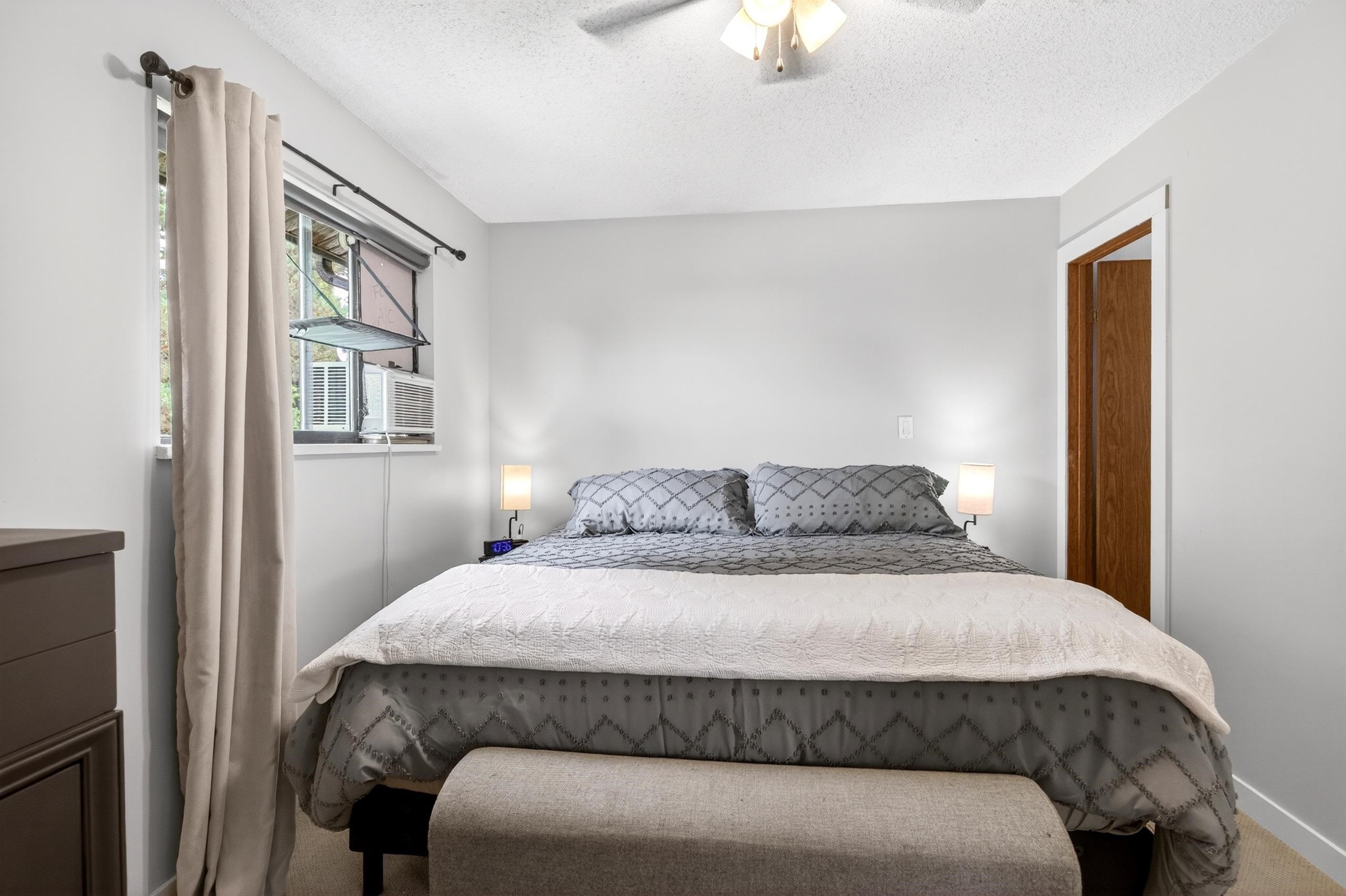 2472 Wayburne Crescent, Langley, BC