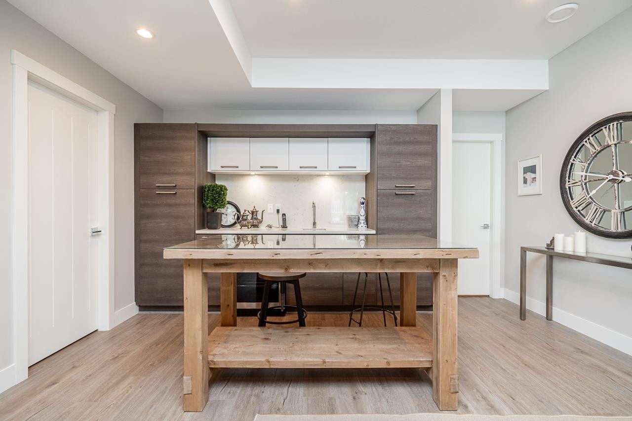 157-2853 Helc Place, Surrey, BC