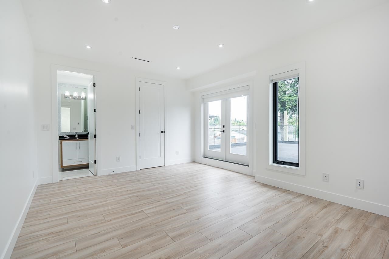6052 172 Street, Surrey, BC - Indoor Photo Showing Other Room