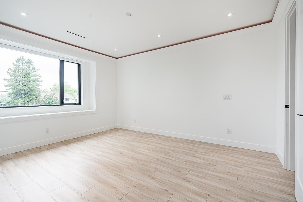 6052 172 Street, Surrey, BC - Indoor Photo Showing Other Room