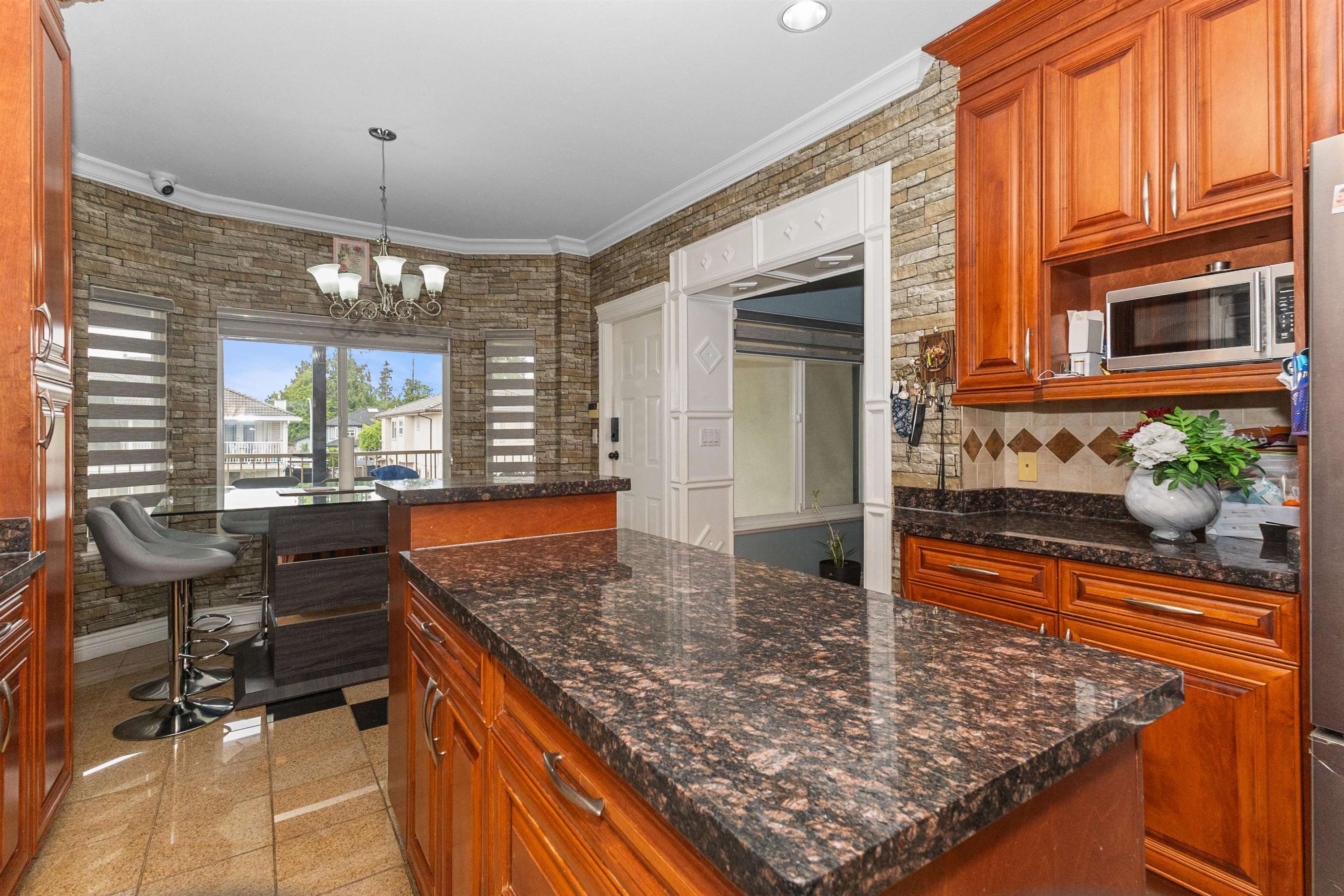 6919 128 Street, Surrey, BC