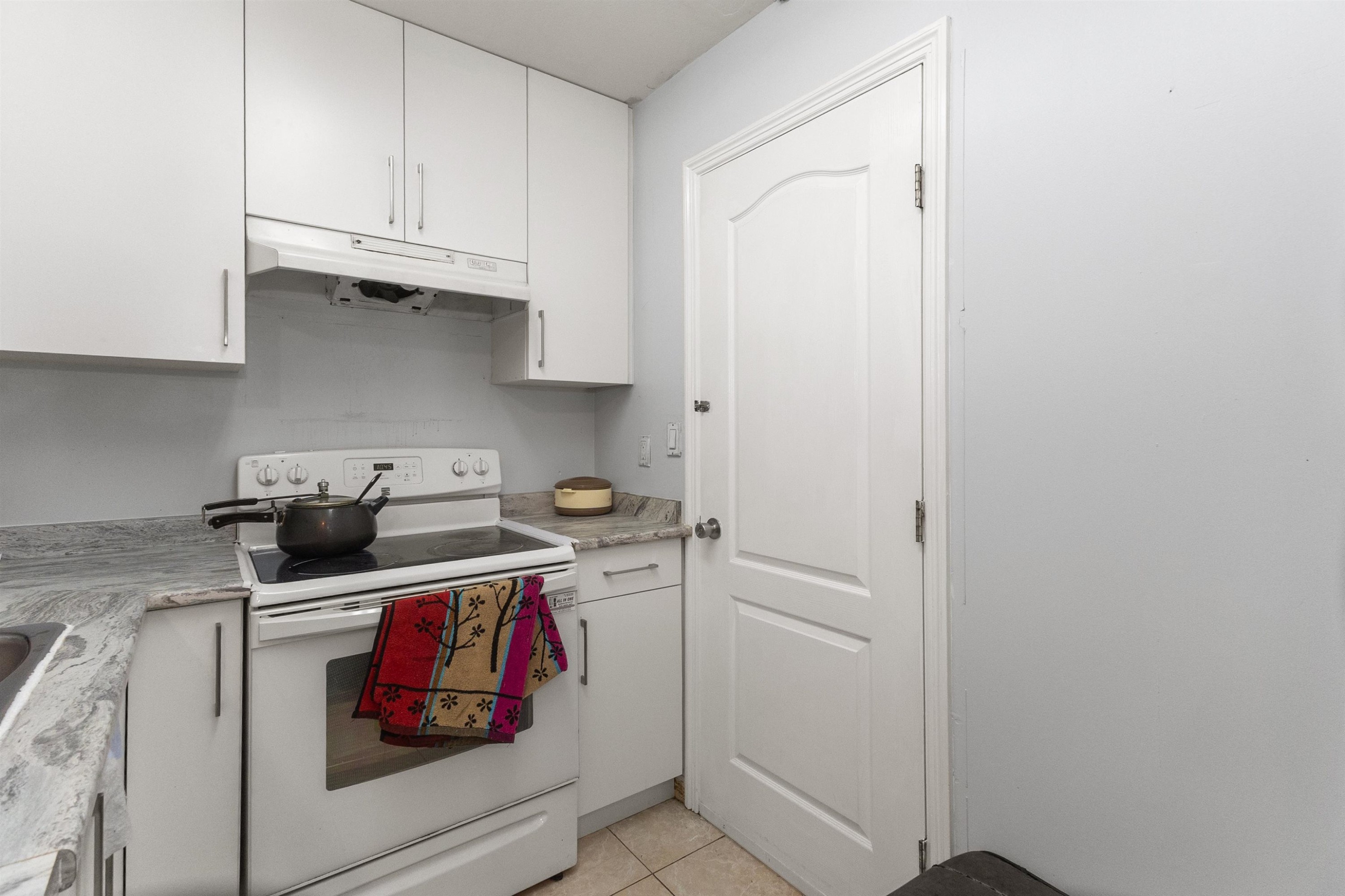 6919 128 Street, Surrey, BC