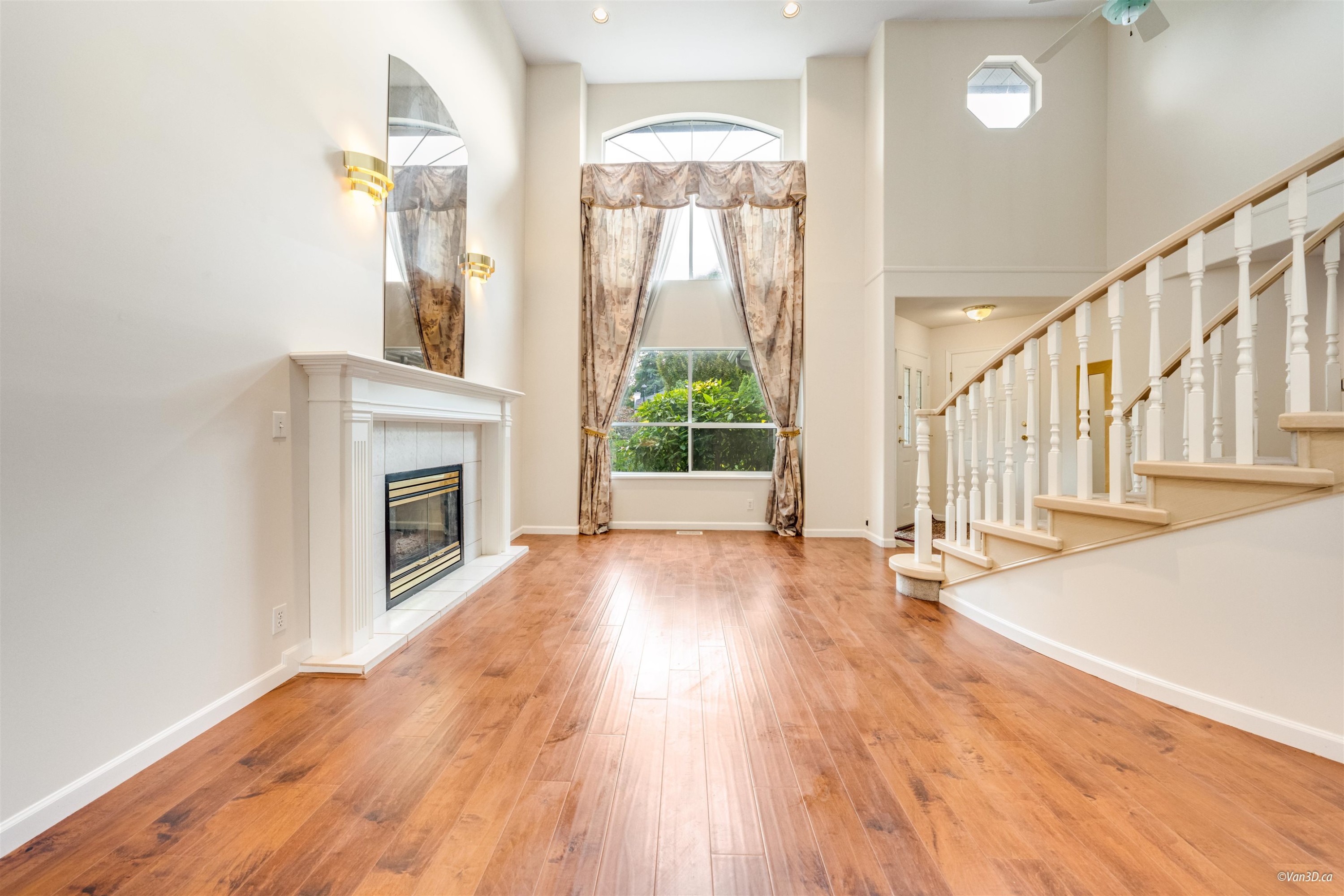 16042 108A Avenue, Surrey, BC