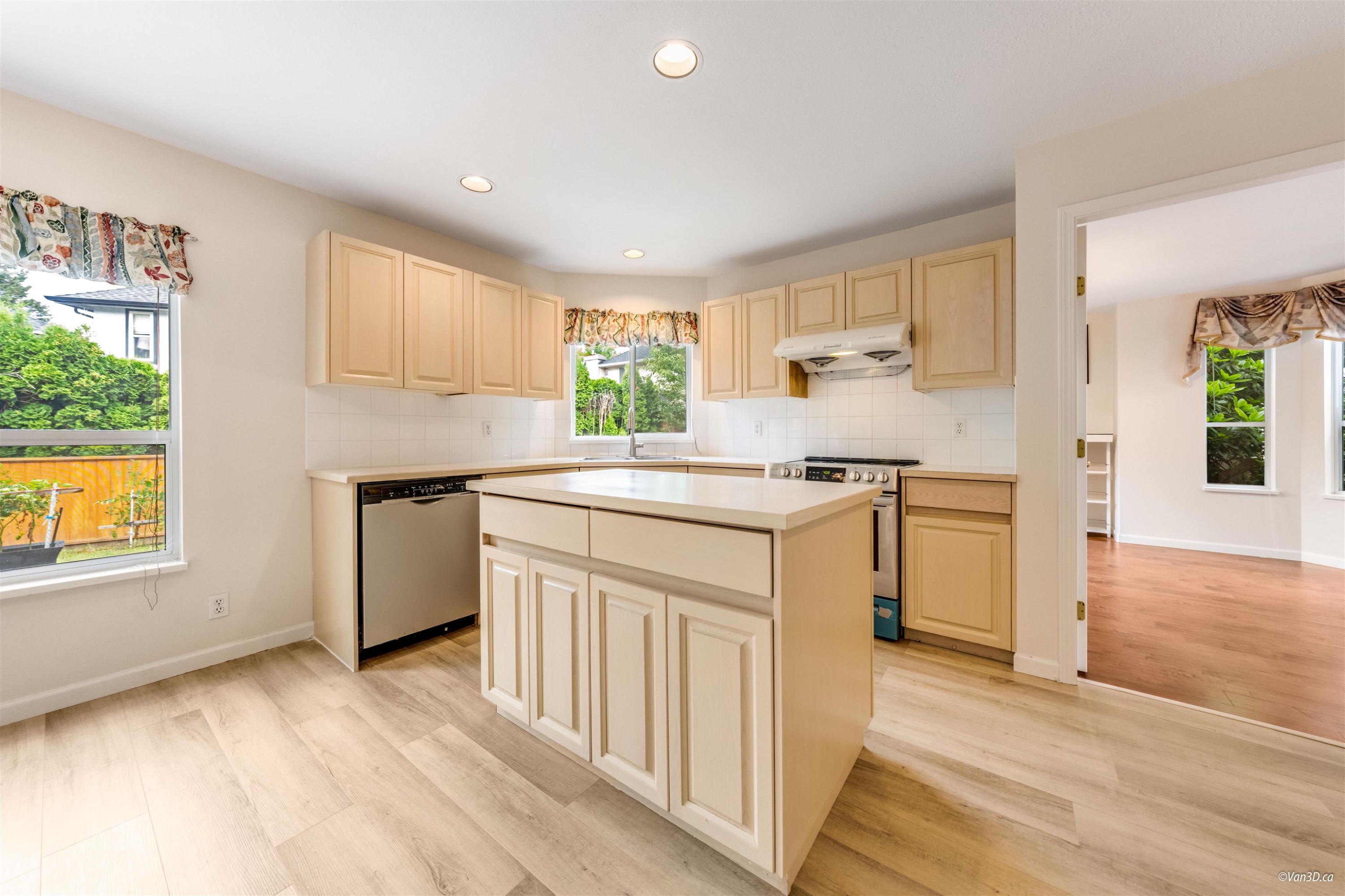16042 108A Avenue, Surrey, BC