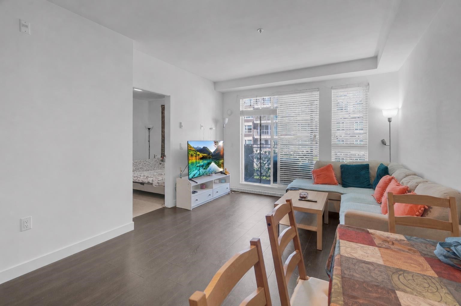 304-13963 105 Boulevard, Surrey, BC