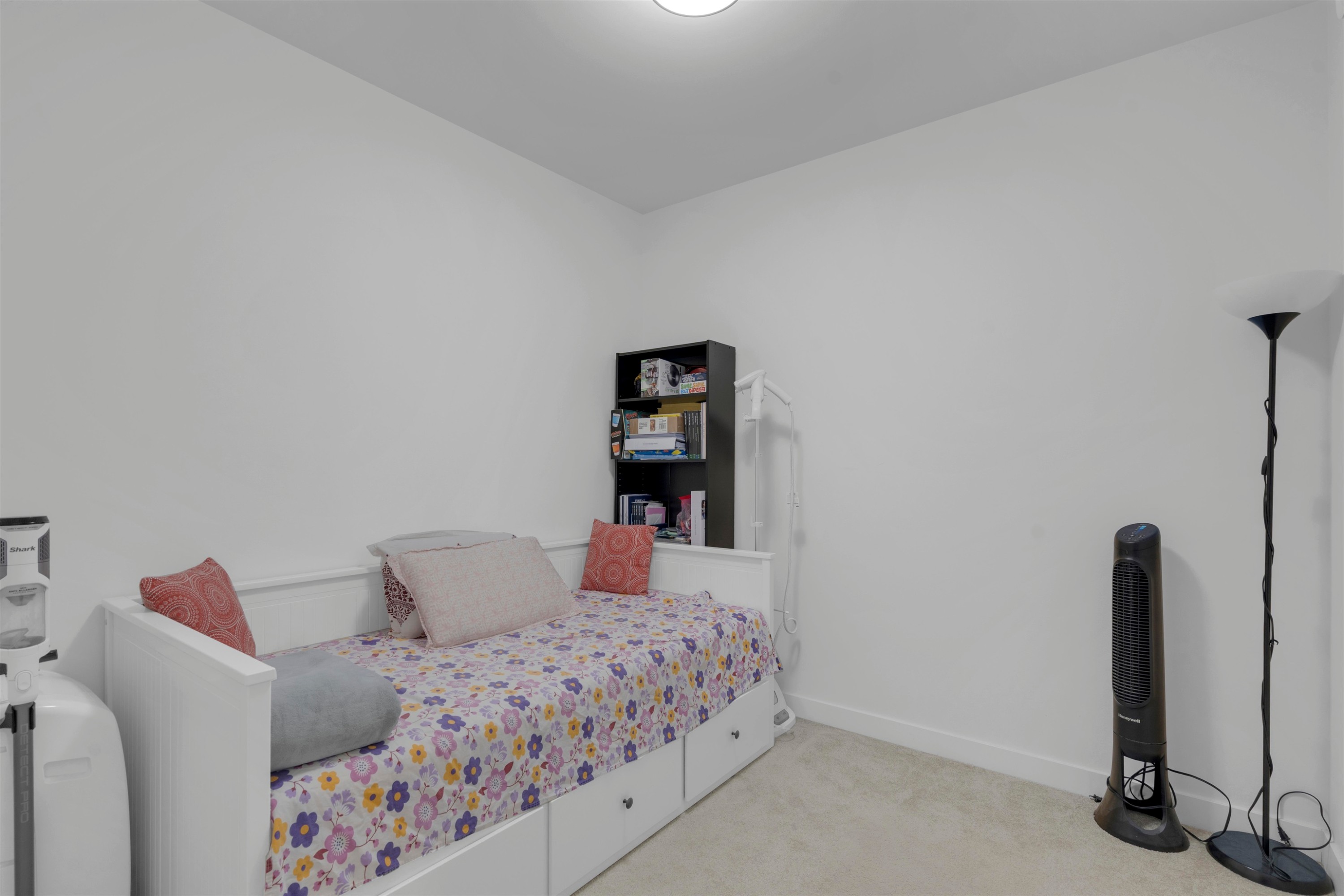 304-13963 105 Boulevard, Surrey, BC