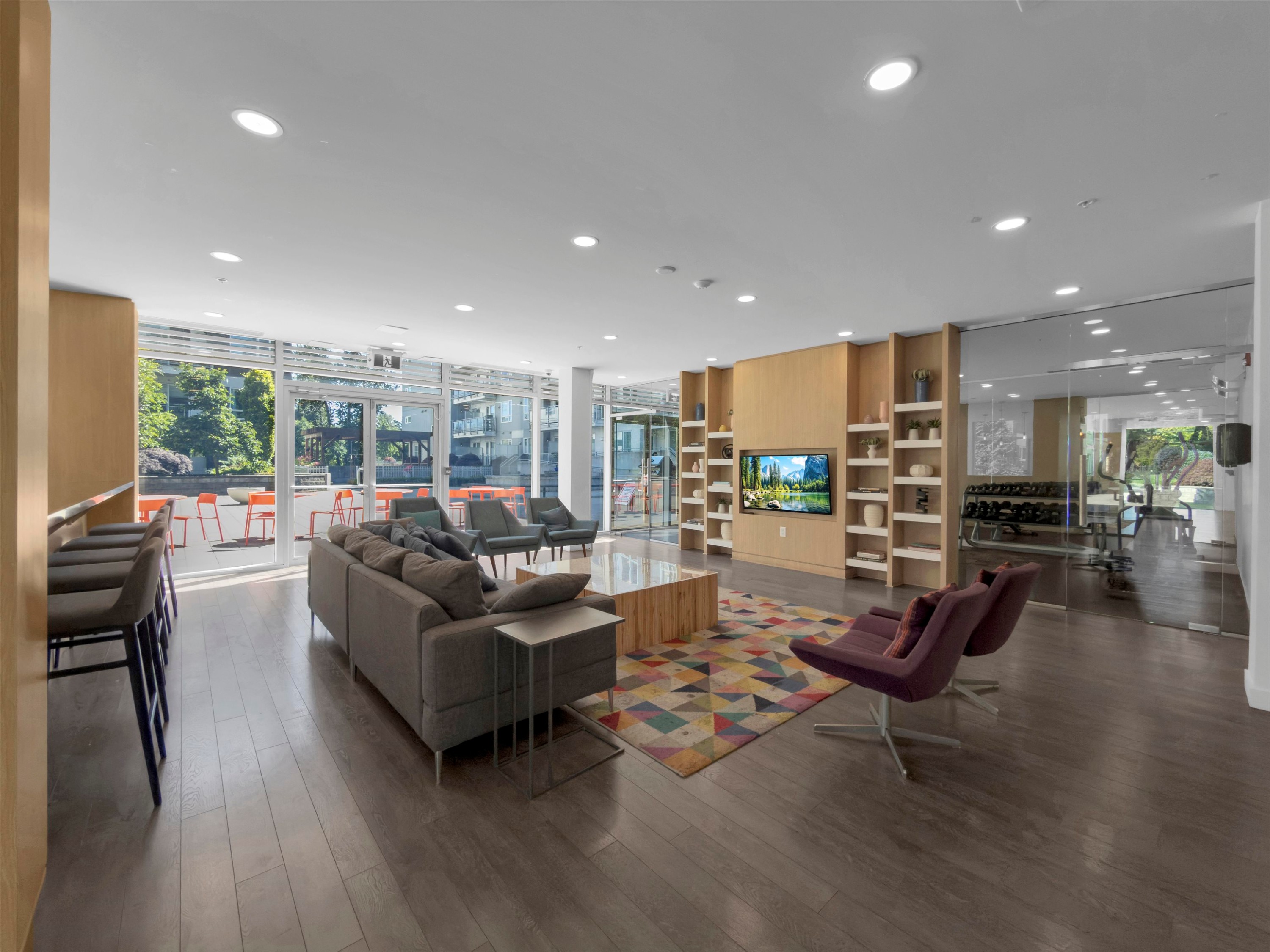 304-13963 105 Boulevard, Surrey, BC