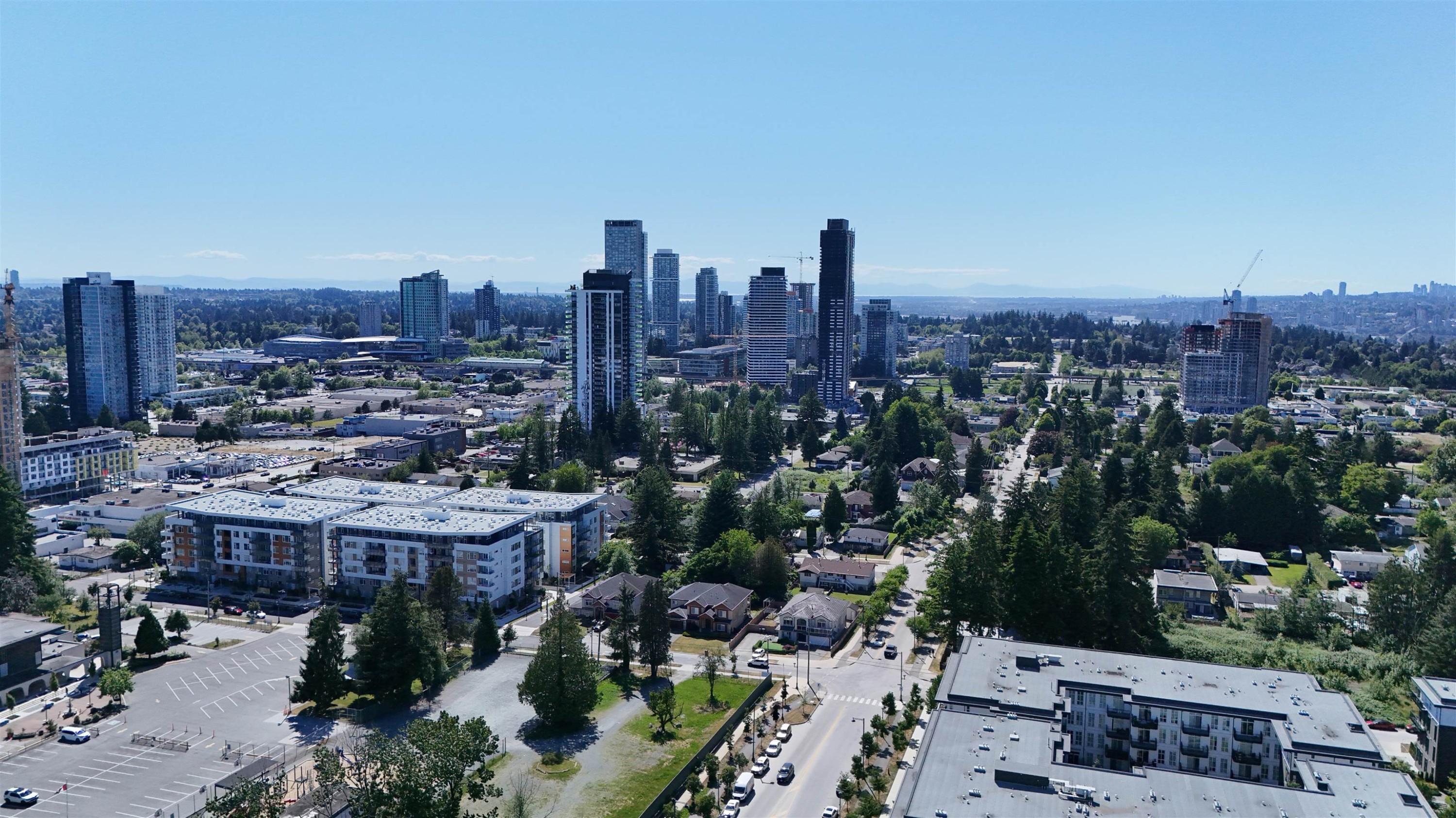 304-13963 105 Boulevard, Surrey, BC