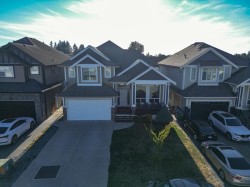 27784 Porter Drive Abbotsford, BC V4X 1M3