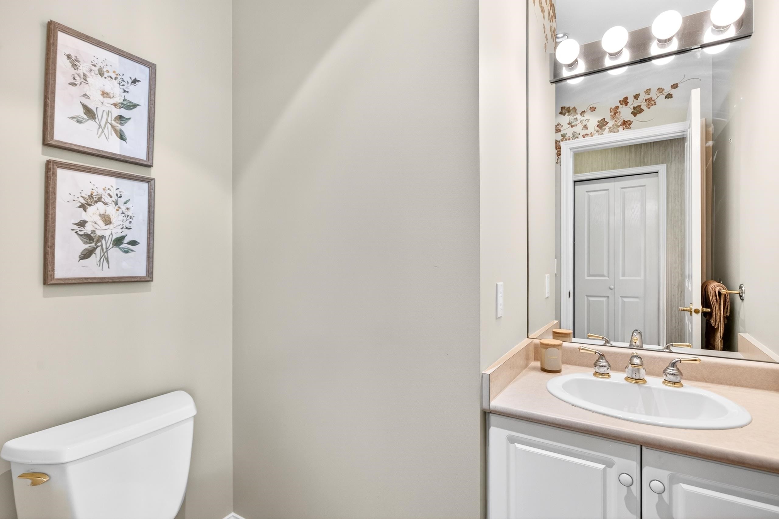 25-15020 27A Avenue, Surrey, BC - Indoor Photo Showing Bathroom