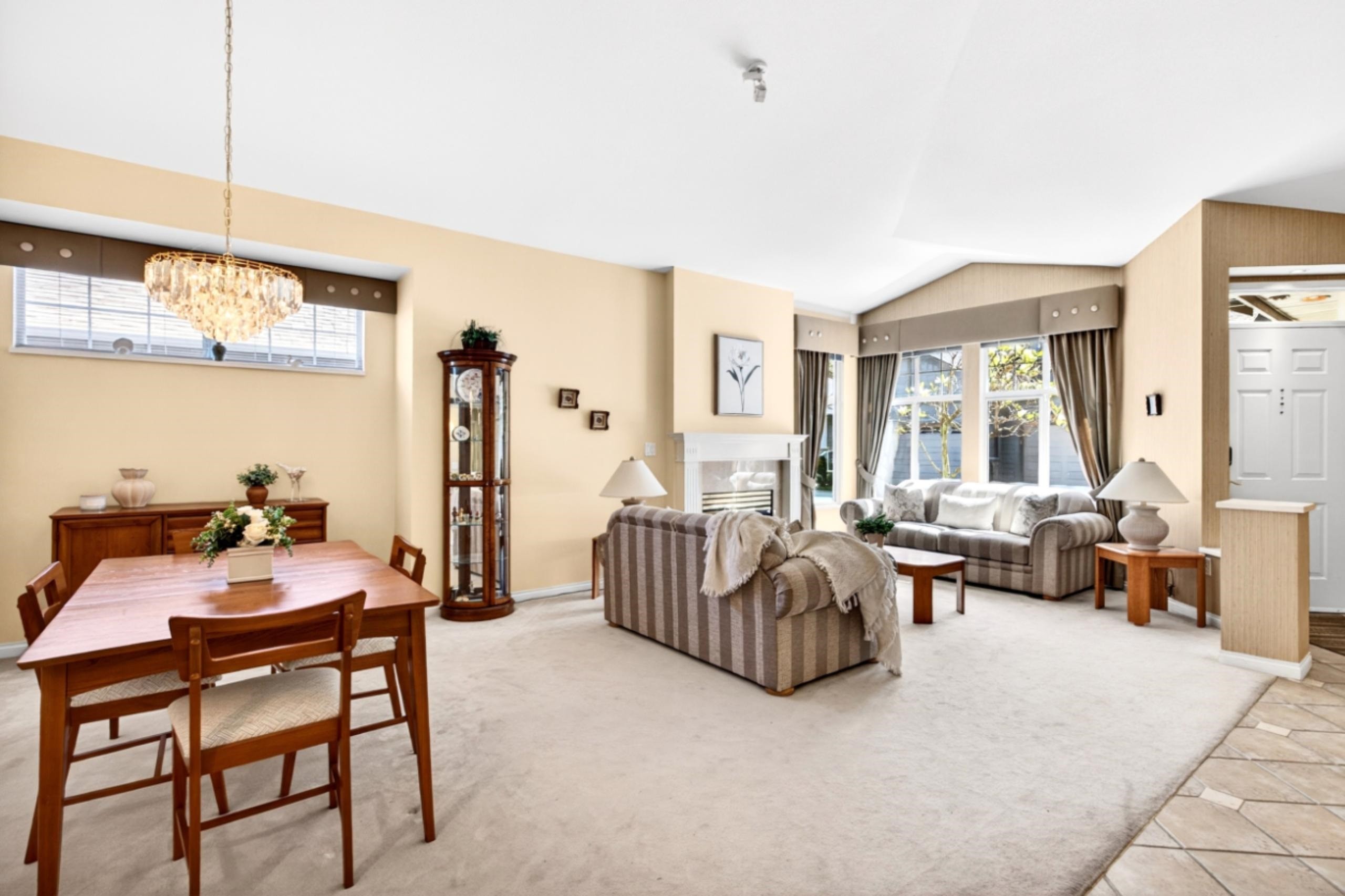 25-15020 27A Avenue, Surrey, BC - Indoor