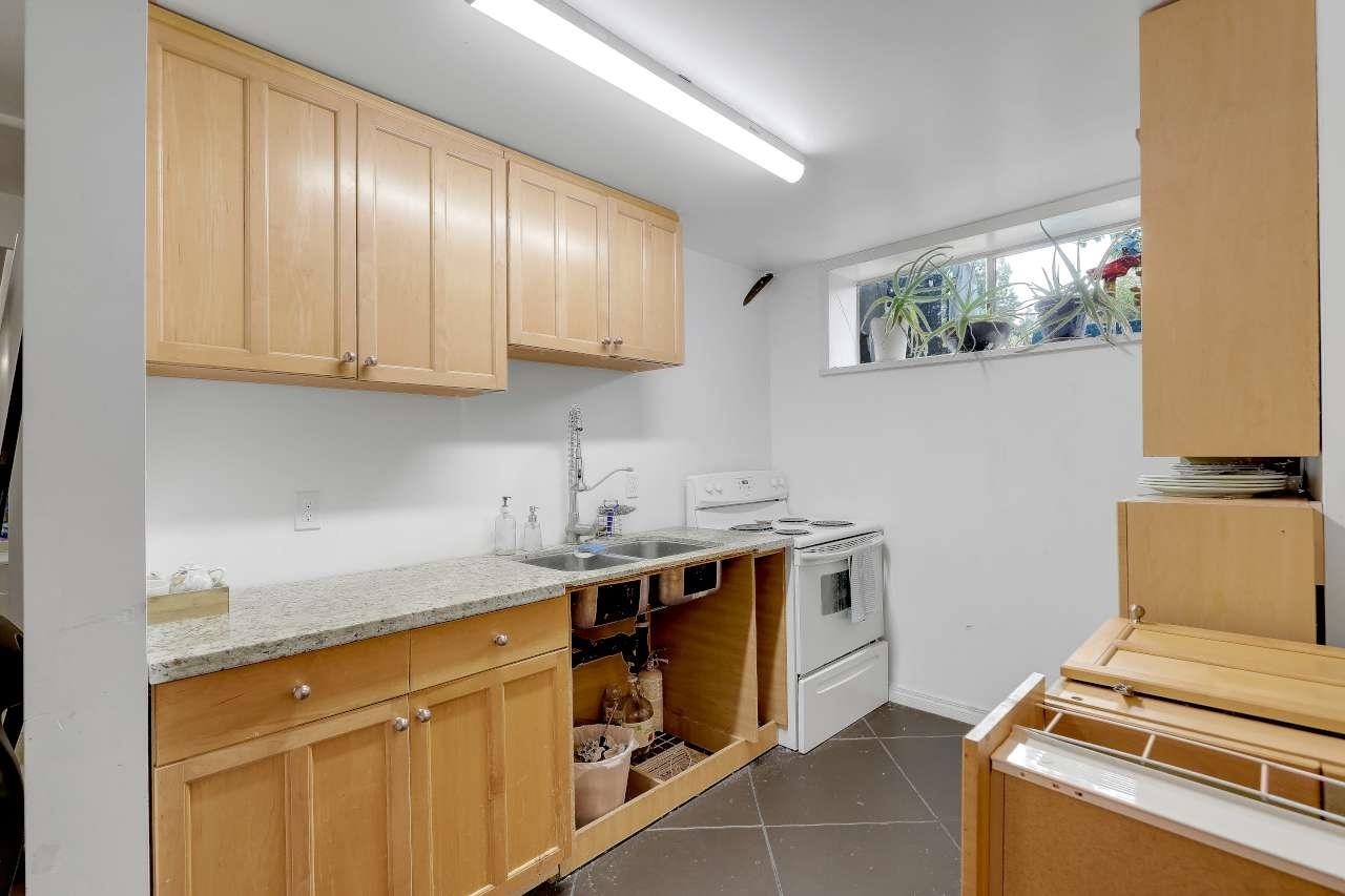 15064 Peacock Place, Surrey, BC