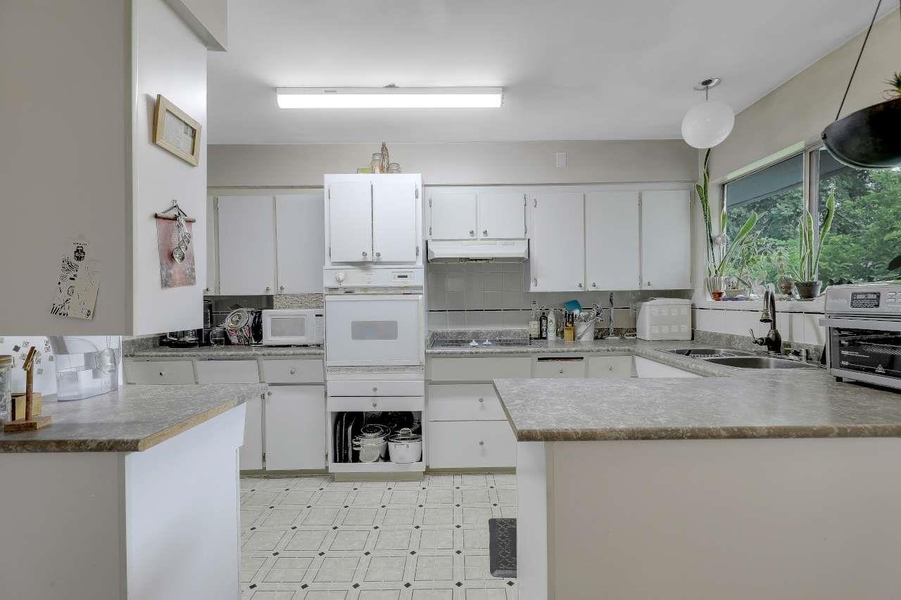 15064 Peacock Place, Surrey, BC