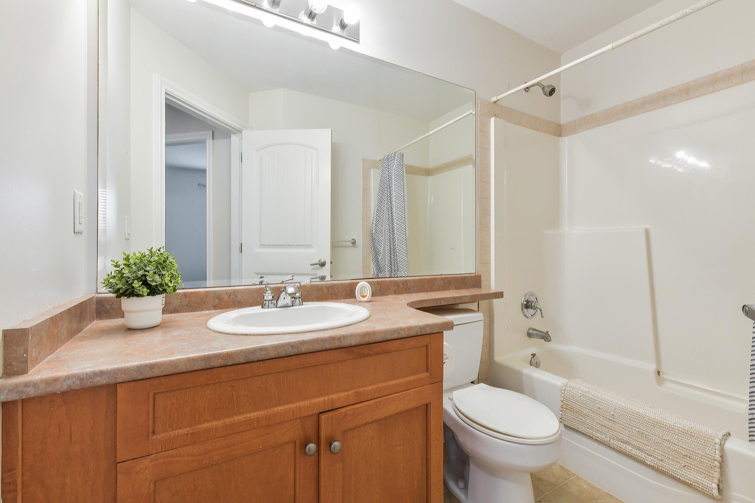 18043 70 Avenue, Surrey, BC